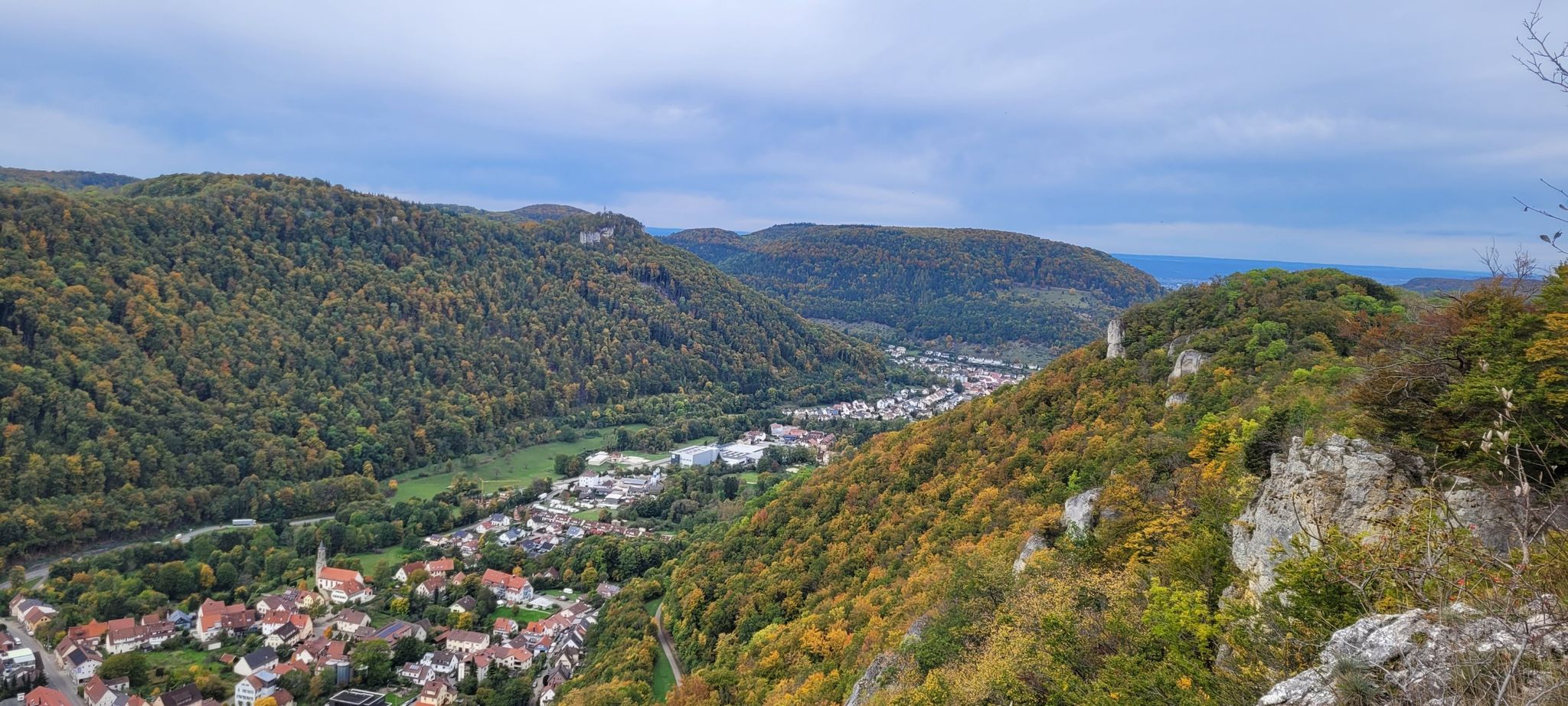 Blick vom Locherstein nach Unterhausen