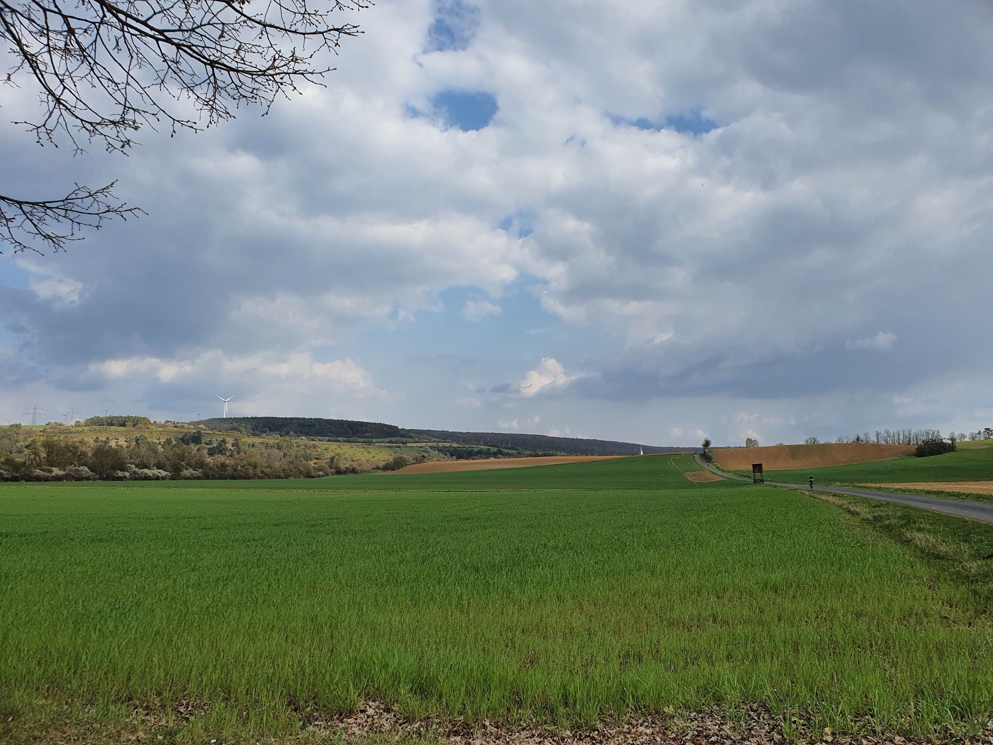 Den Aschfelder Kirchturm seh ich schon