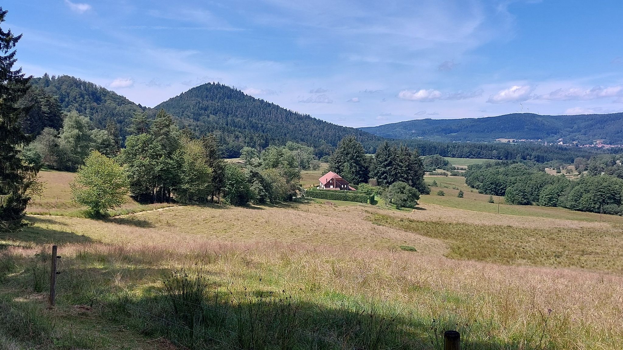 Blick über Le Hang zum Voyemont