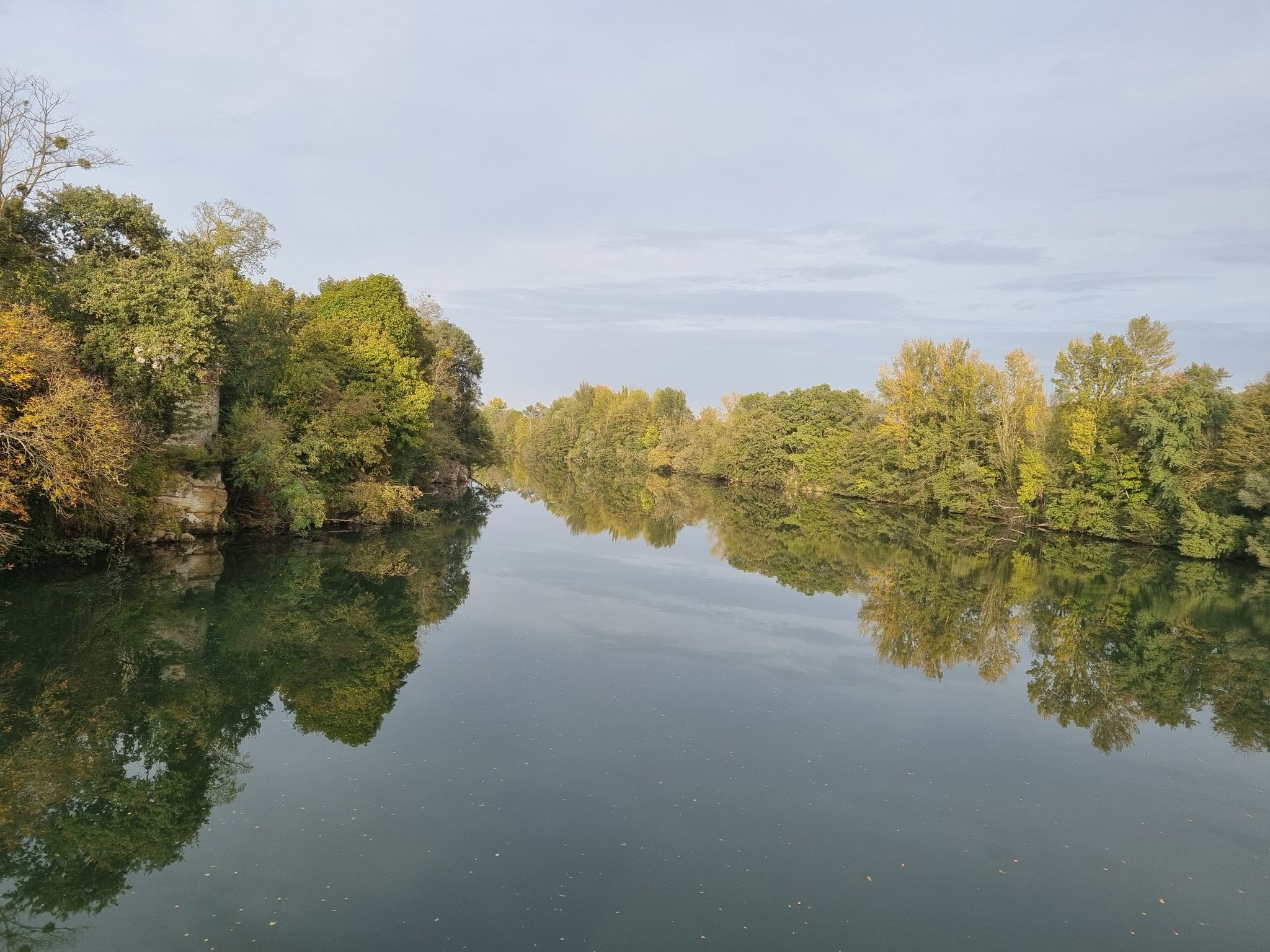 Reflets automnaux sur la Garonne !