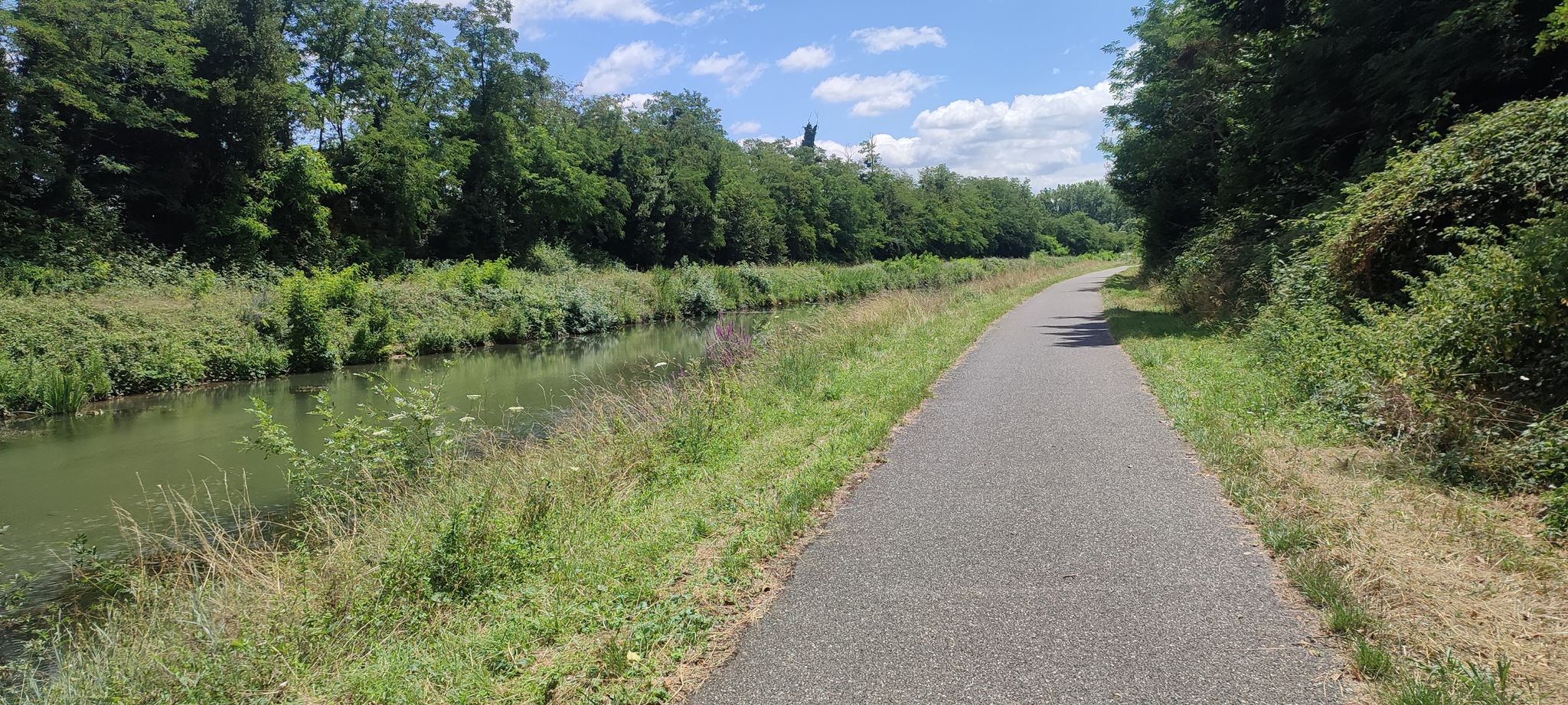 Kanalradweg EV3 am Canal lateral de la Garonne