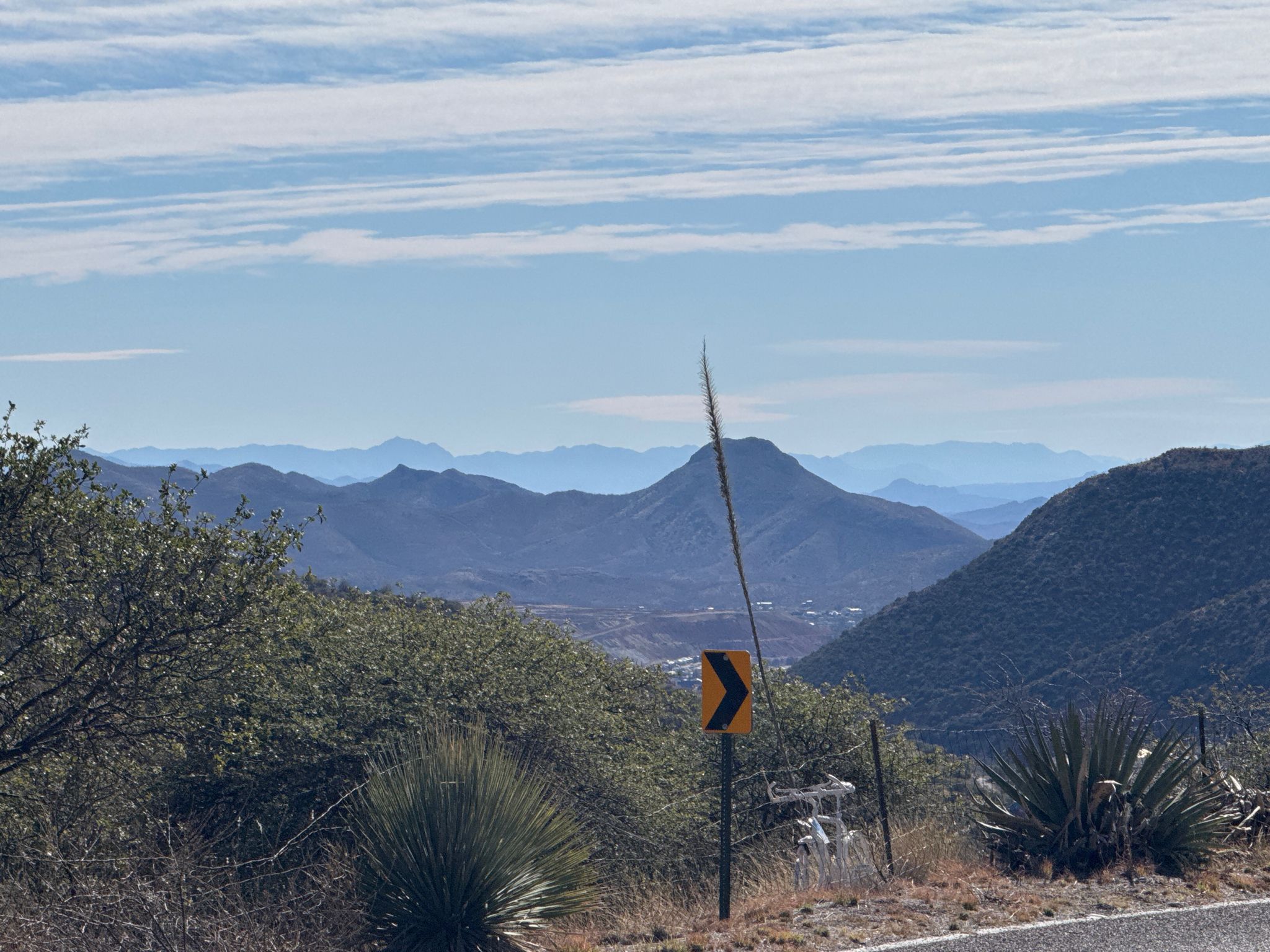 Blick nach Bisbee am Pass