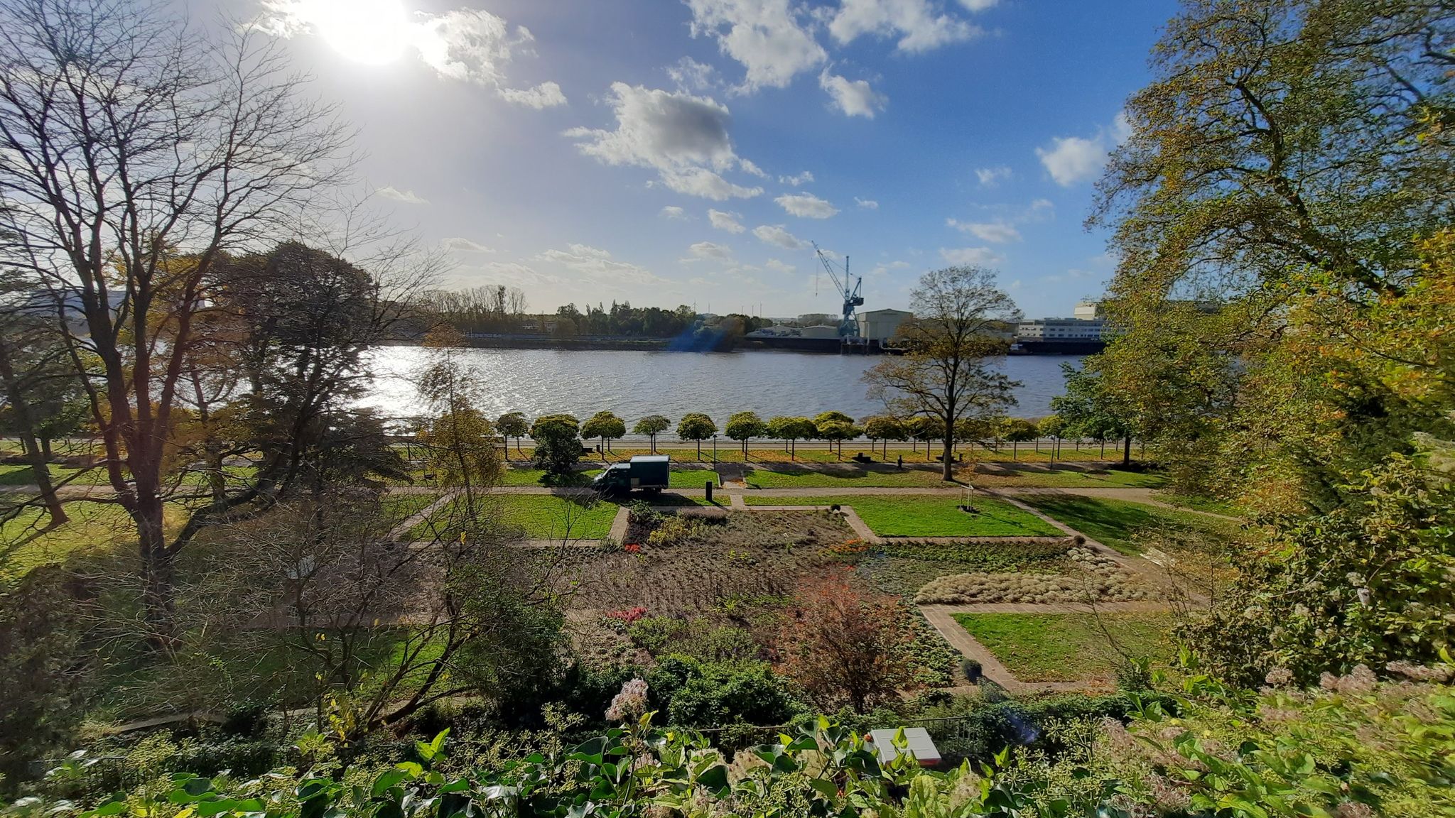 Stadgarten Vegesack unterhalb des ehemaligen Ortsamtes.
