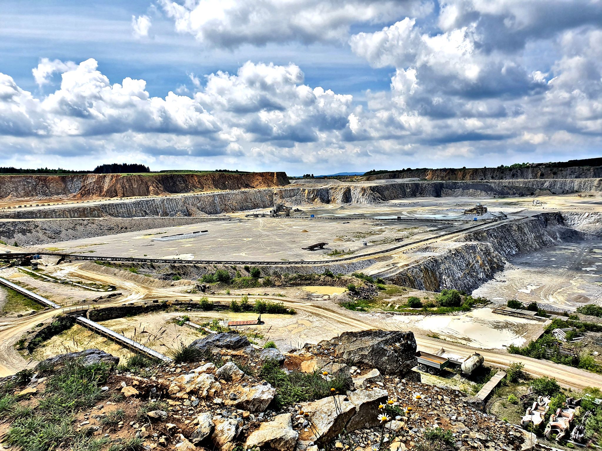 HARZ-KALK  Der Abbauraum der Fels-Werke