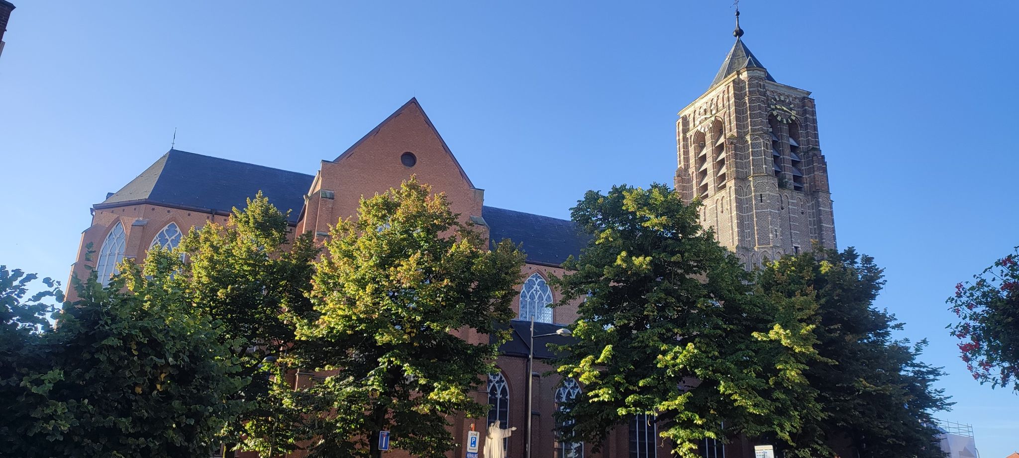 Kirche Mol