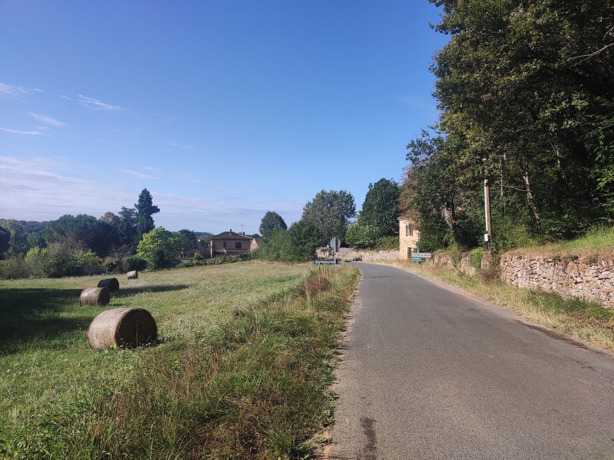 entrata del villaggio di Lacapelle-biron