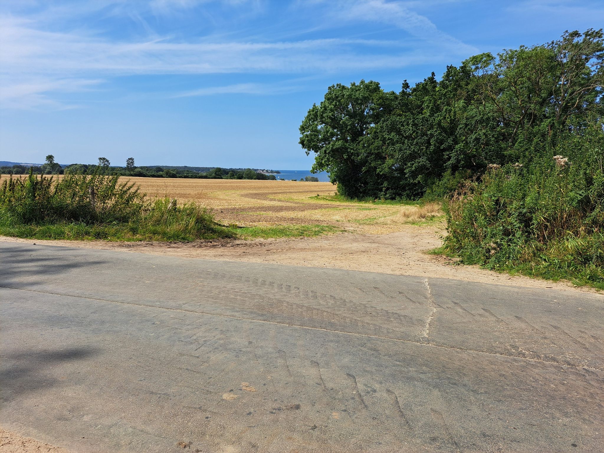 Feldweg eigentlich gut befahrbar