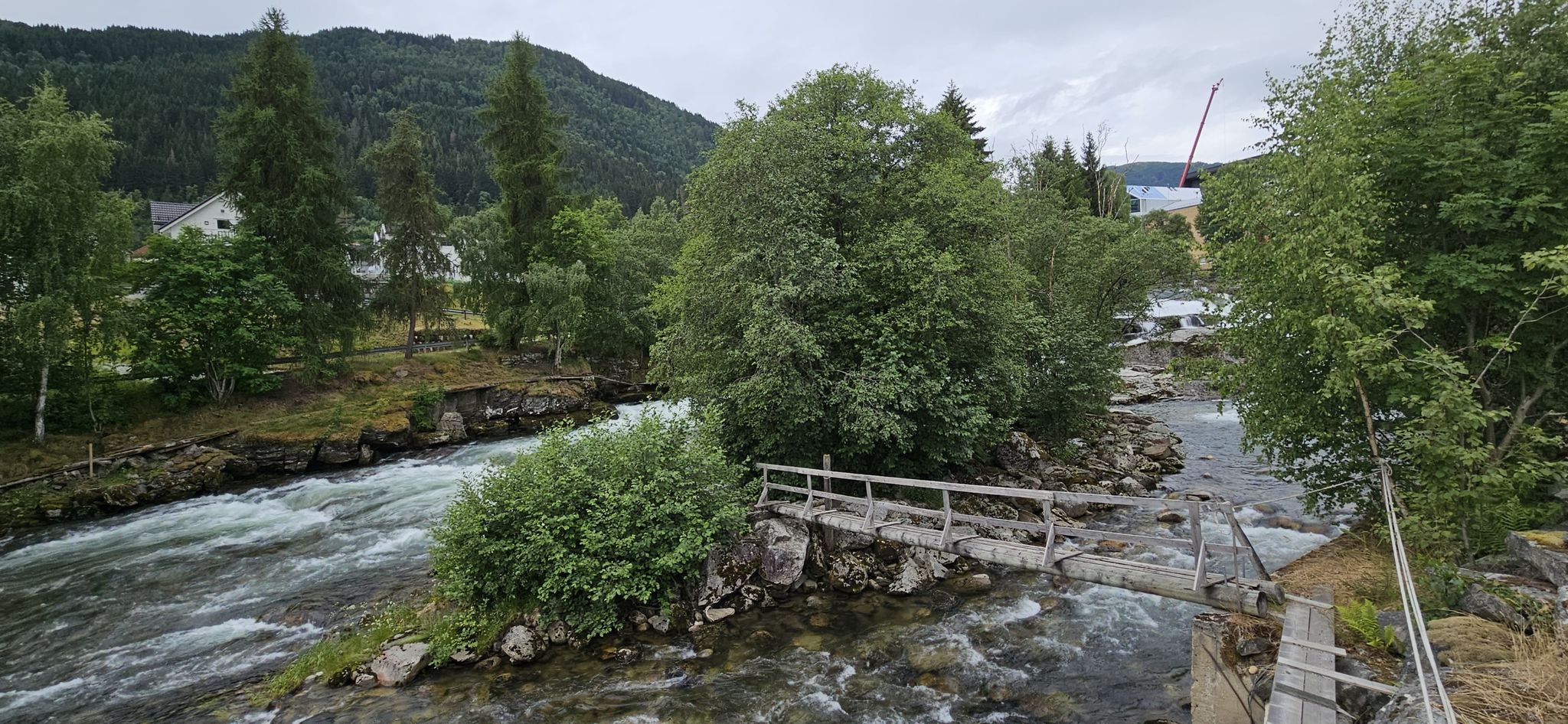 Brücke über den Sogndalselvi