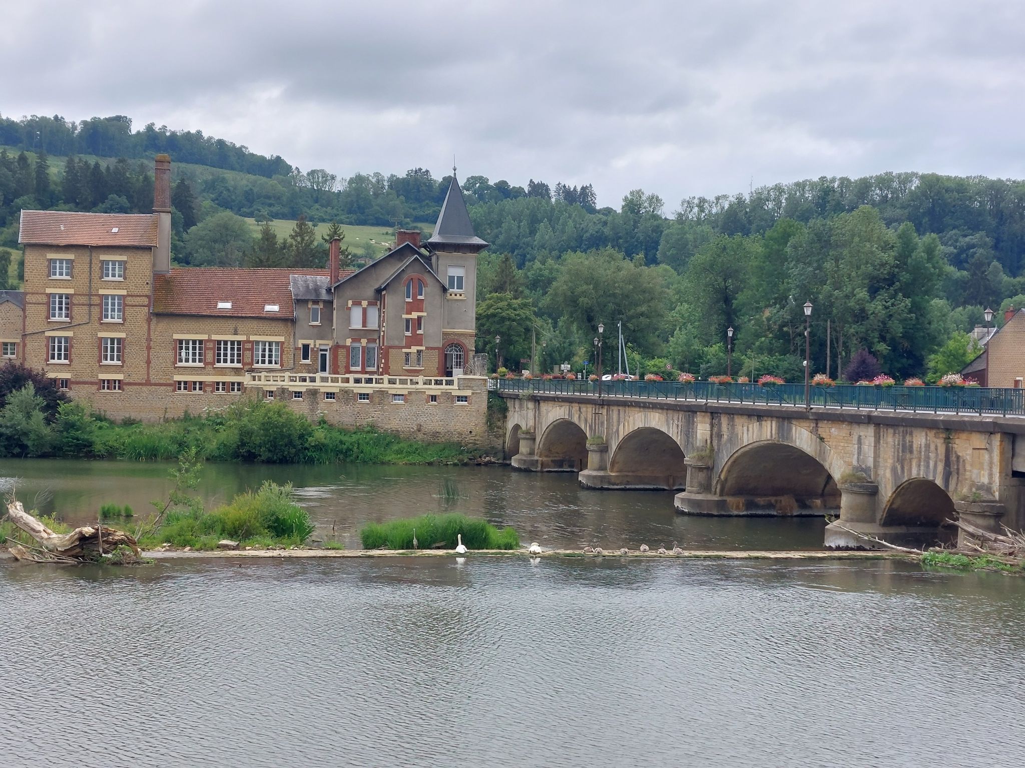 Eine der La Meuse Staustufen