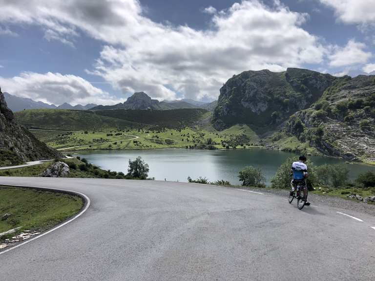 Rutas bici carretera picos de europa hot sale