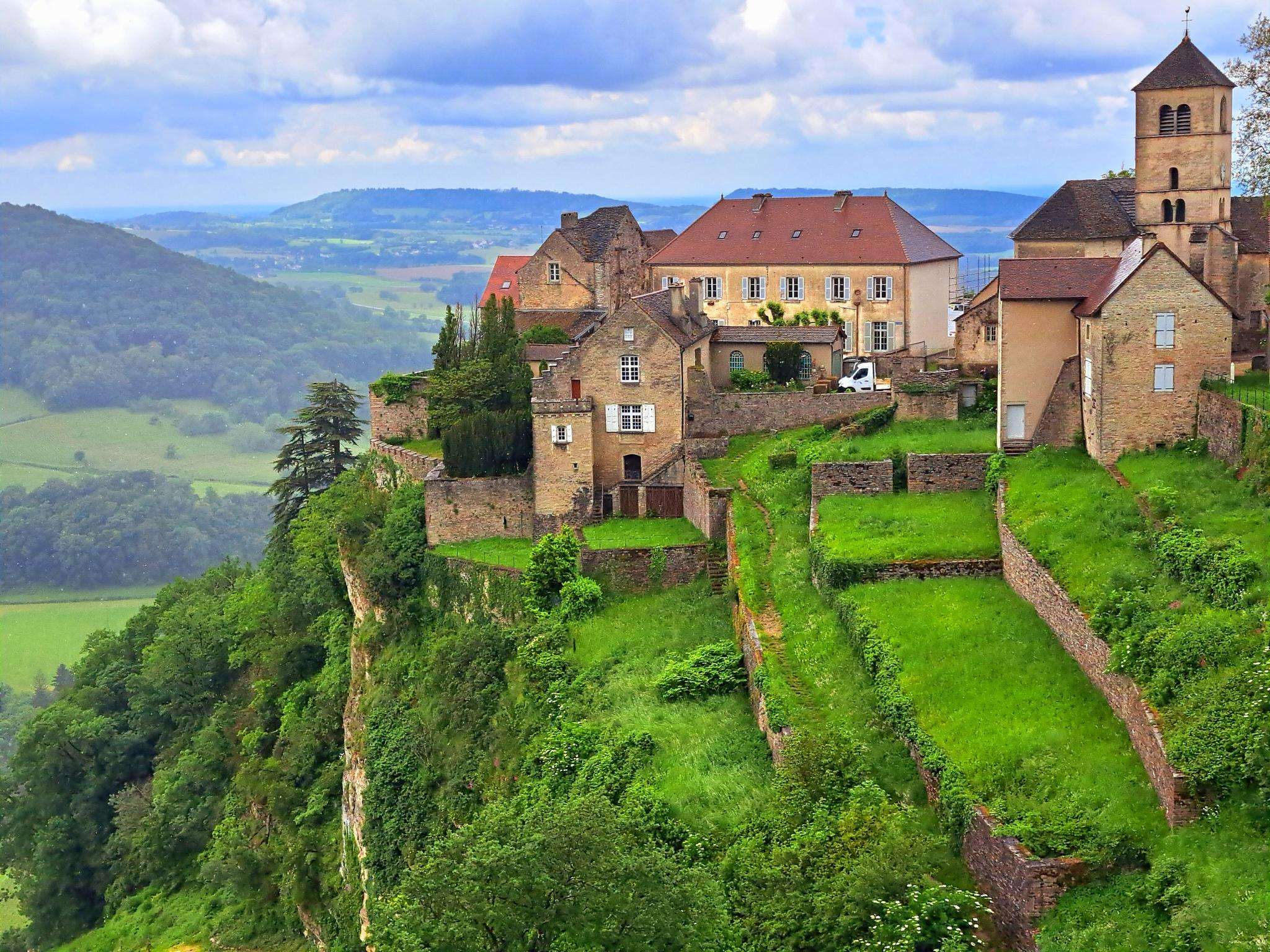 Top 10 itinéraires et circuits à vélo de course autour de Bletterans |  Komoot