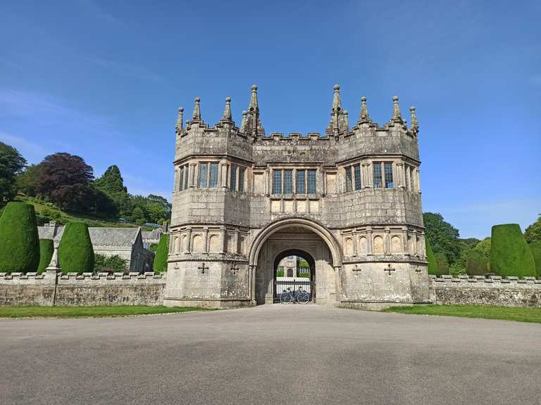 Lanhydrock bike clearance trails