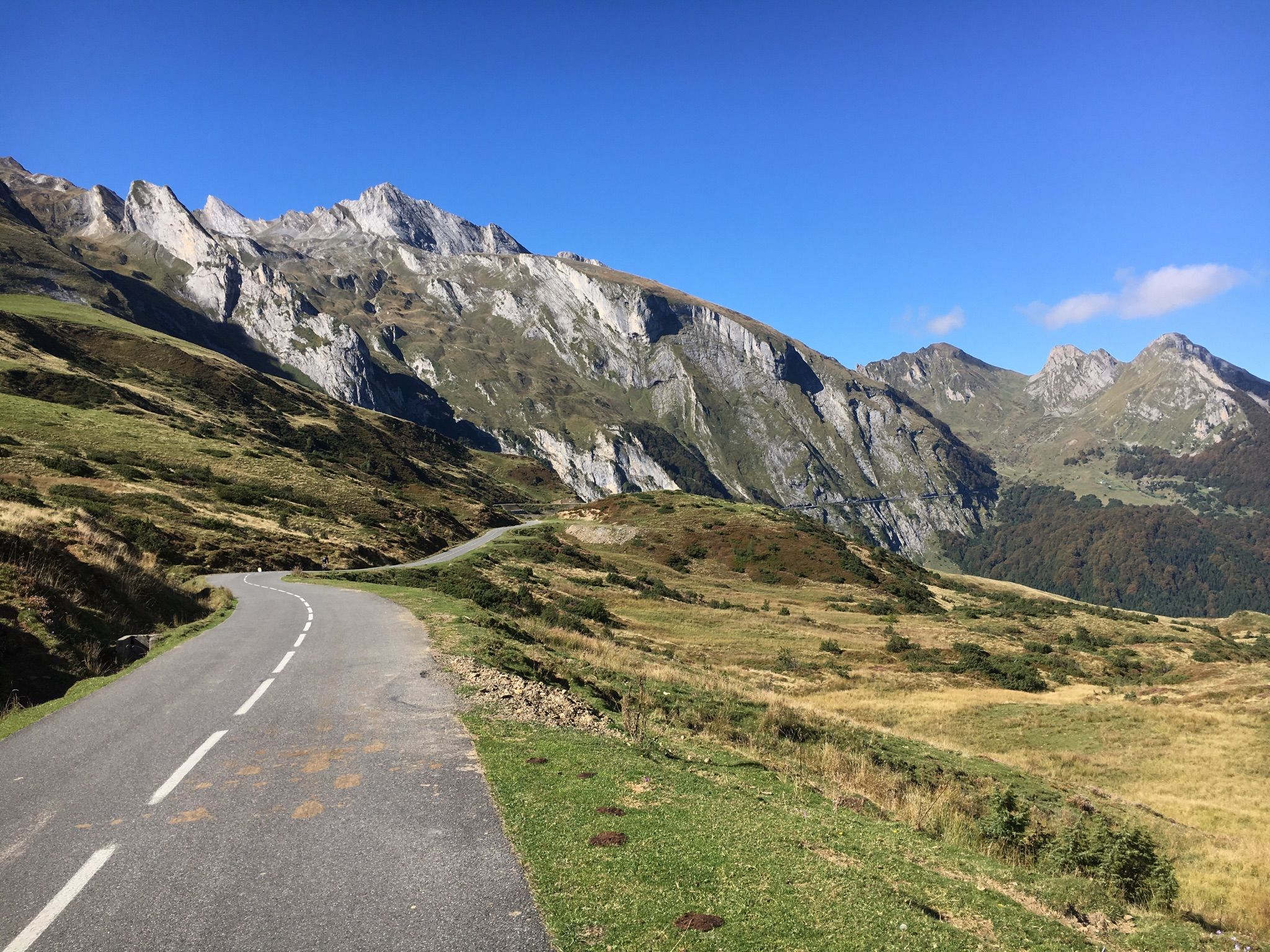 Cycling in the pyrenees deals