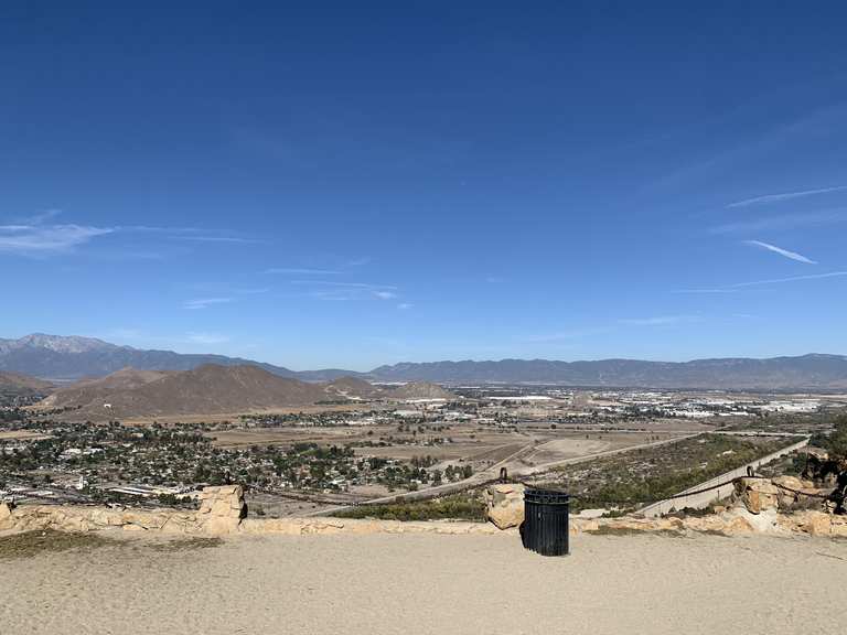 Die 9 schönsten Laufstrecken rund um Riverside 🏃 | Komoot