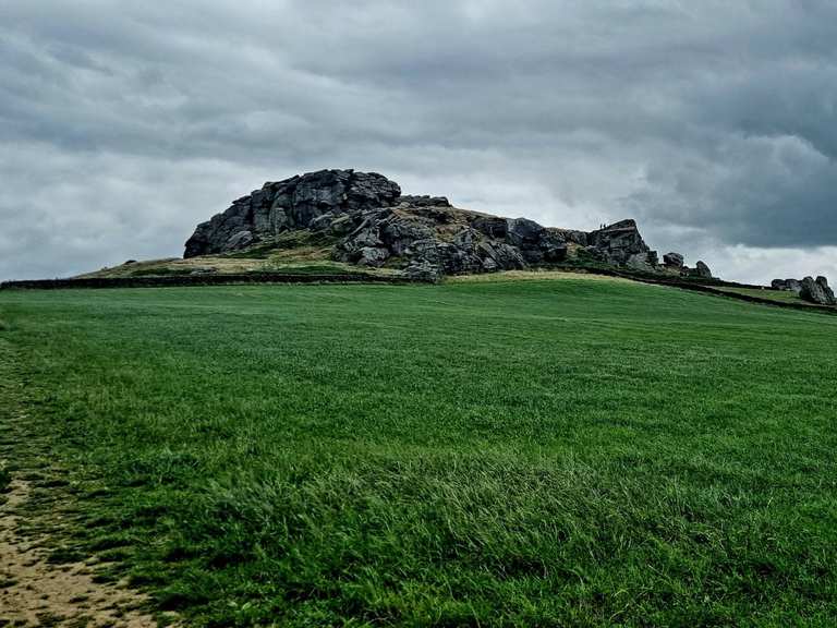 Top 10 Hikes and Walks around Stainburn | Komoot