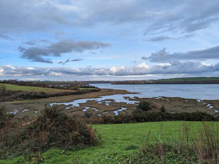 The best walks and hikes around Hundleton | Komoot