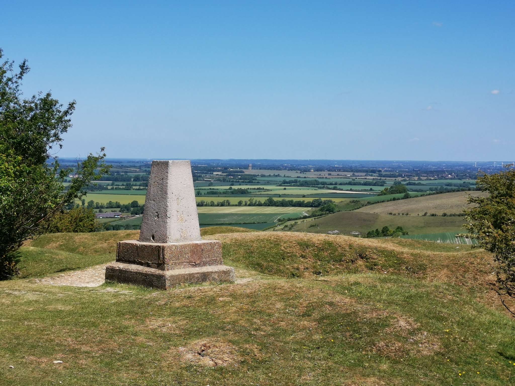 Top 10 Hikes and Walks around Luton | Komoot