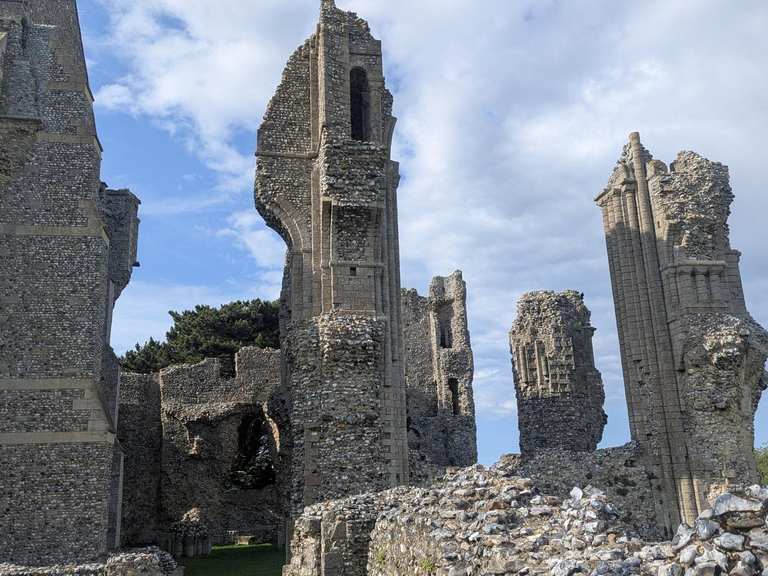 The best walks and hikes around Binham | Komoot