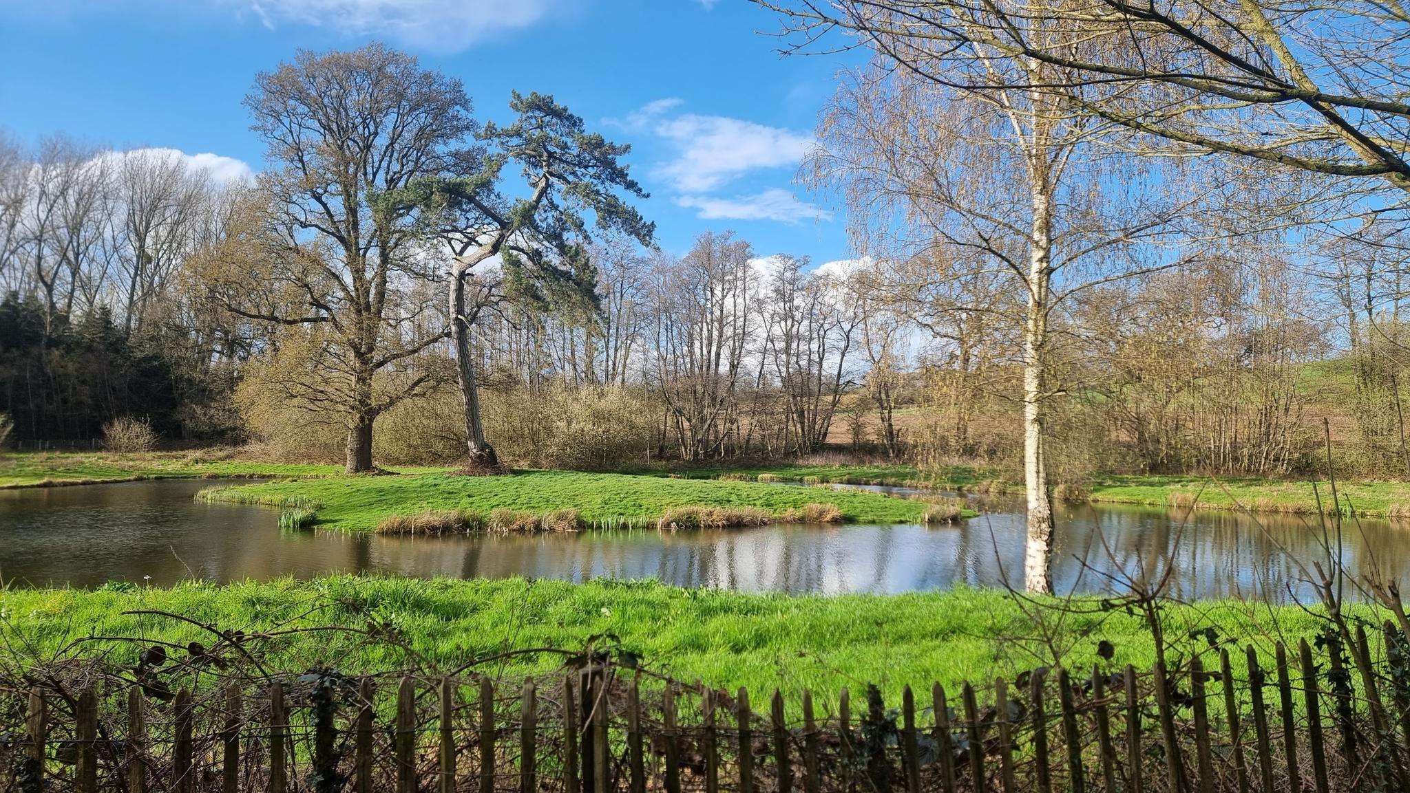 Attractions and Places To See around Capel - Top 20 | Komoot