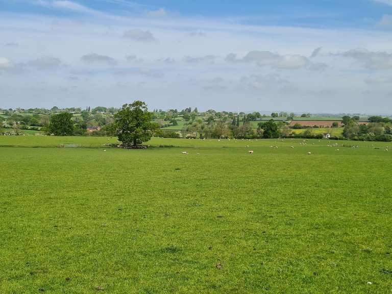 The best walks and hikes around Foston and Scropton CP | Komoot