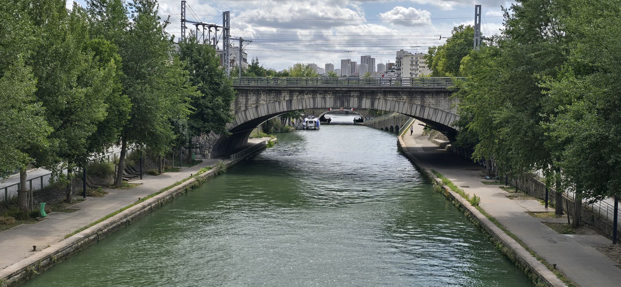 Canal de St Denis Paris 19
