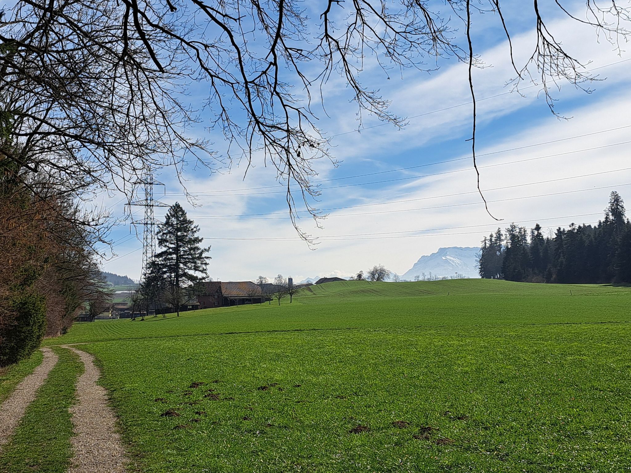 Rechts den Pilatus