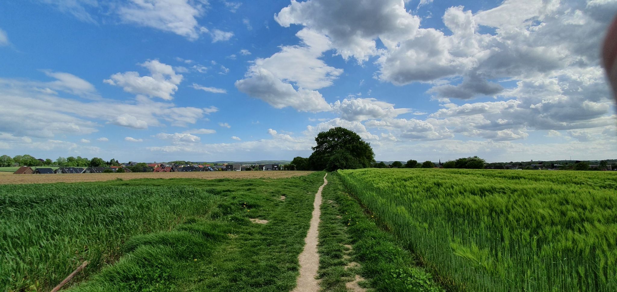 Blick zurück, noch etwas blau am Himmel!