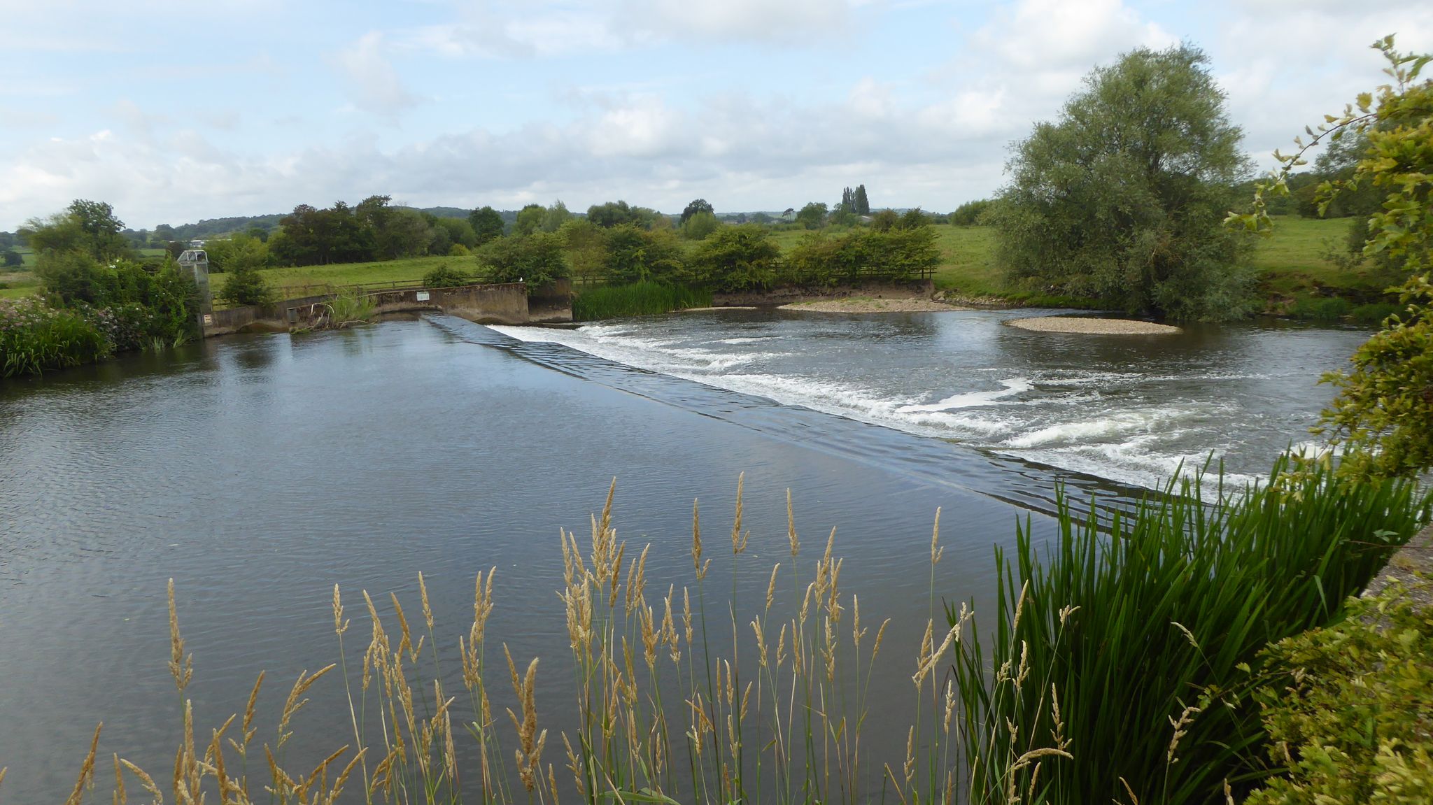 Weir-R Dove-Tutbury