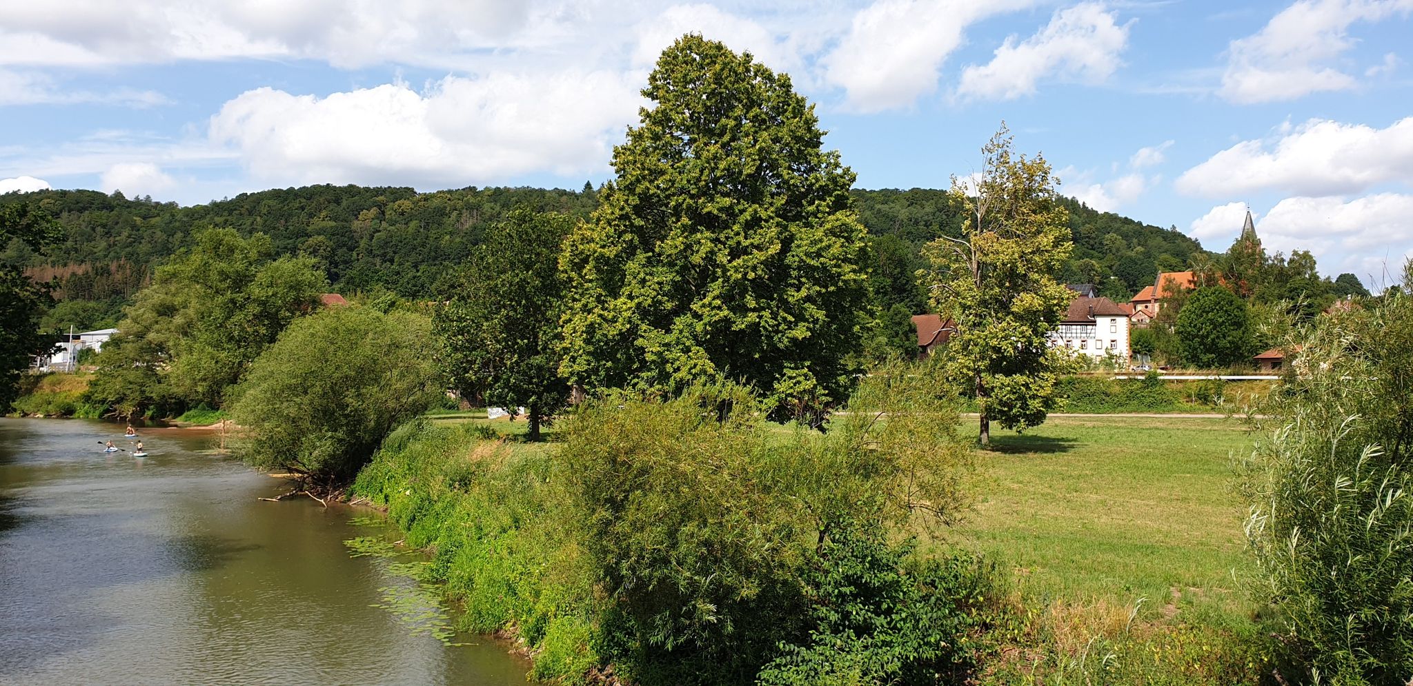 Einstiegsstelle für Kanuten an der Saale