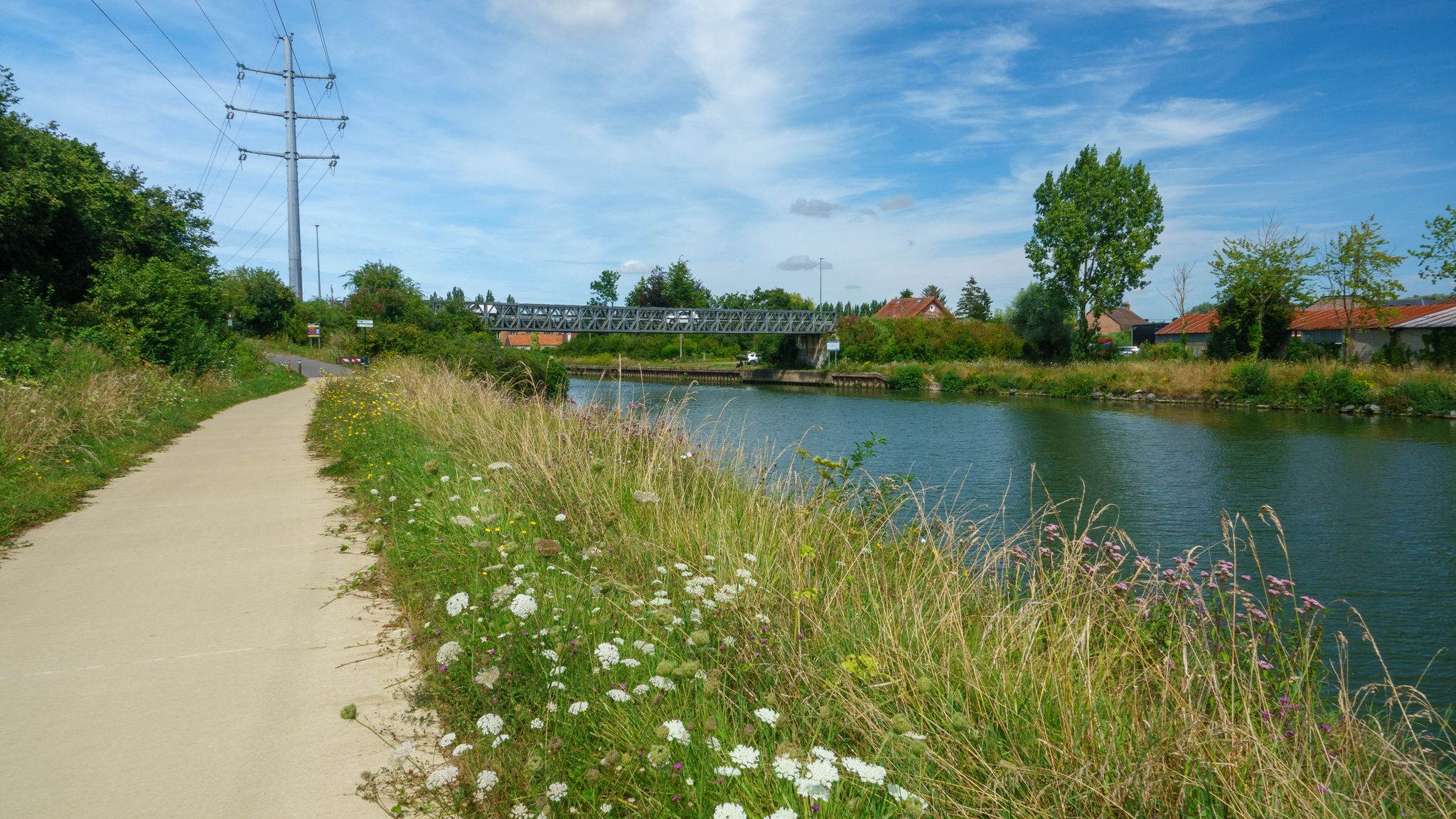 Langs het Canal de Neufossé en niet de Leie