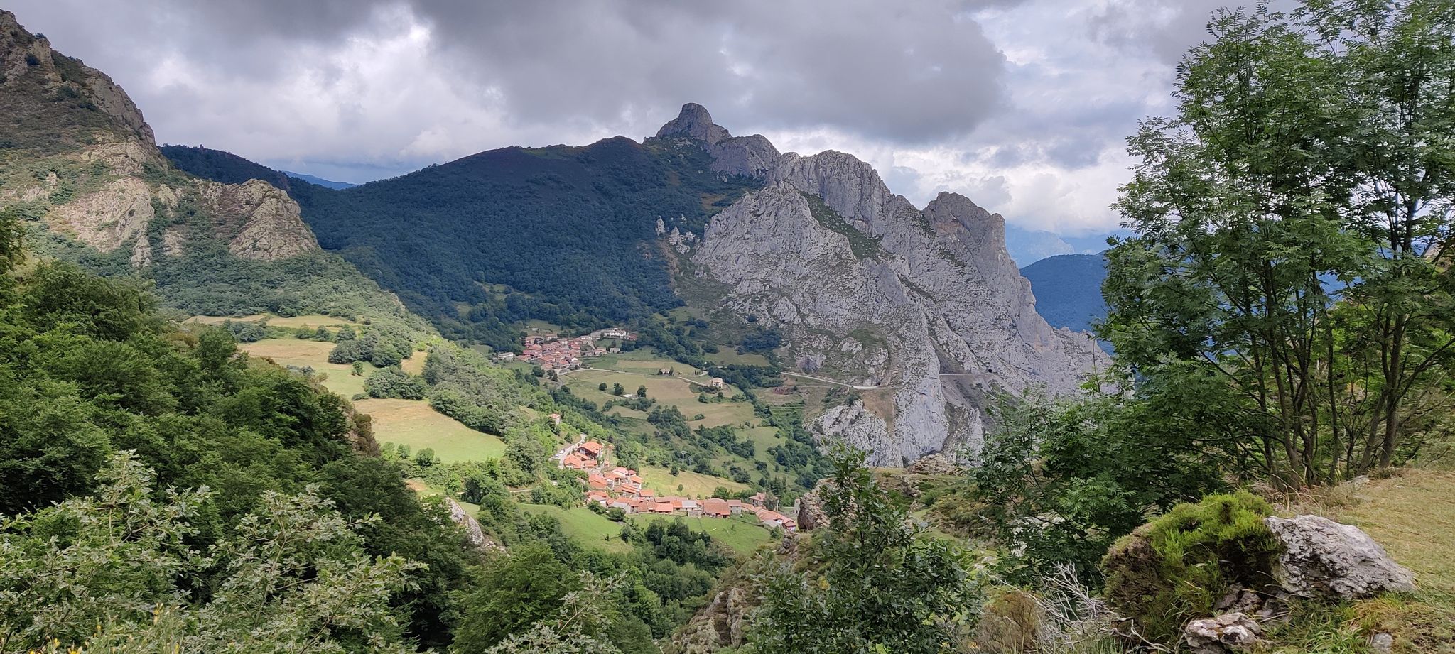 Cacuya and Dobres