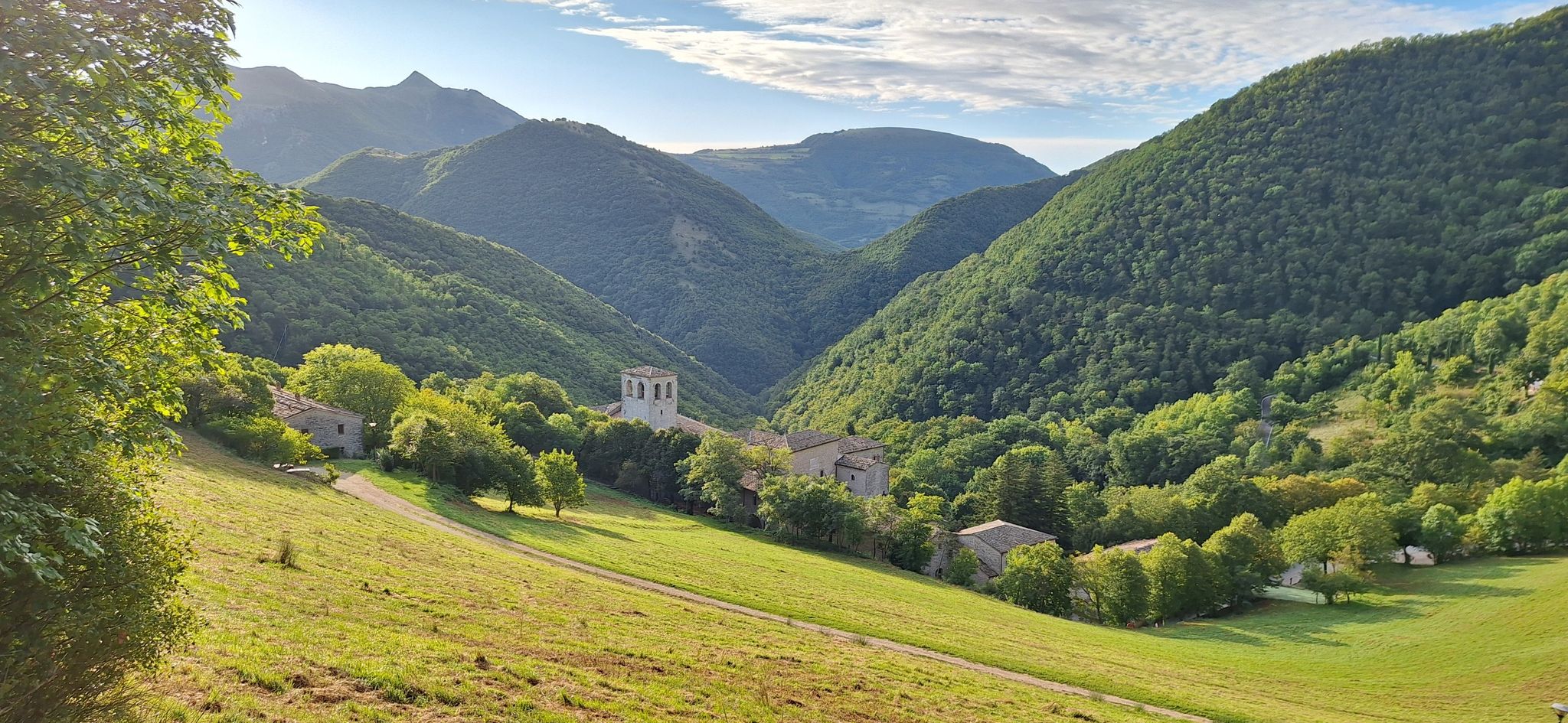 Passaggio per il monastero di Fonte Avellana