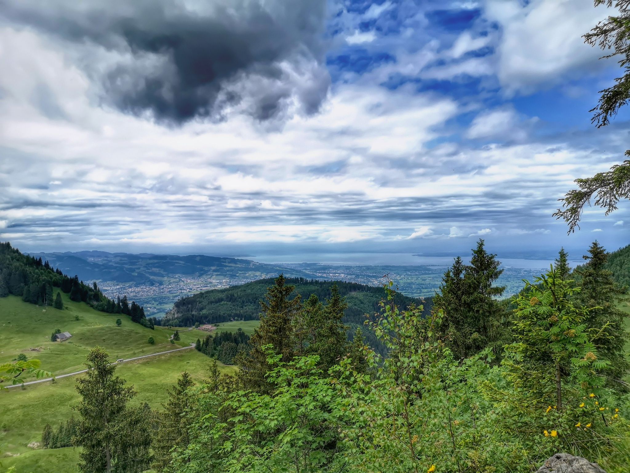 ruhige Stimmung vor dem drohenden Gewitter