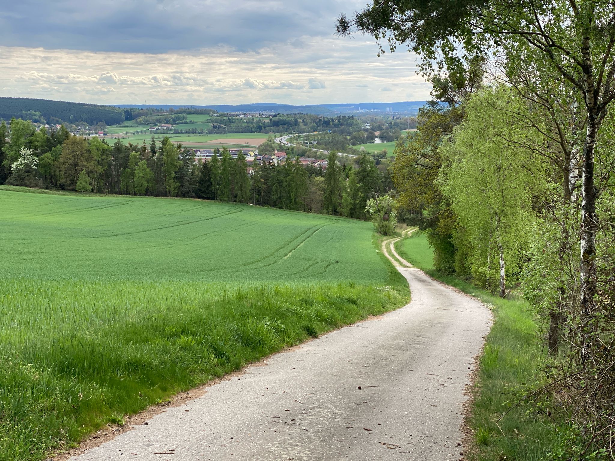 Da runter noch , dann sind wir in Wölsendorf