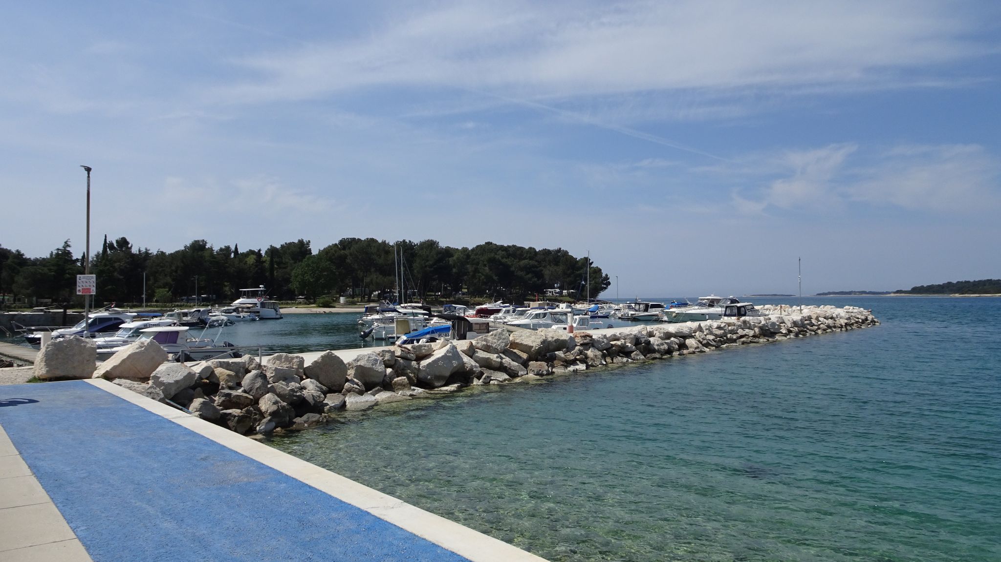 überall Marinas
