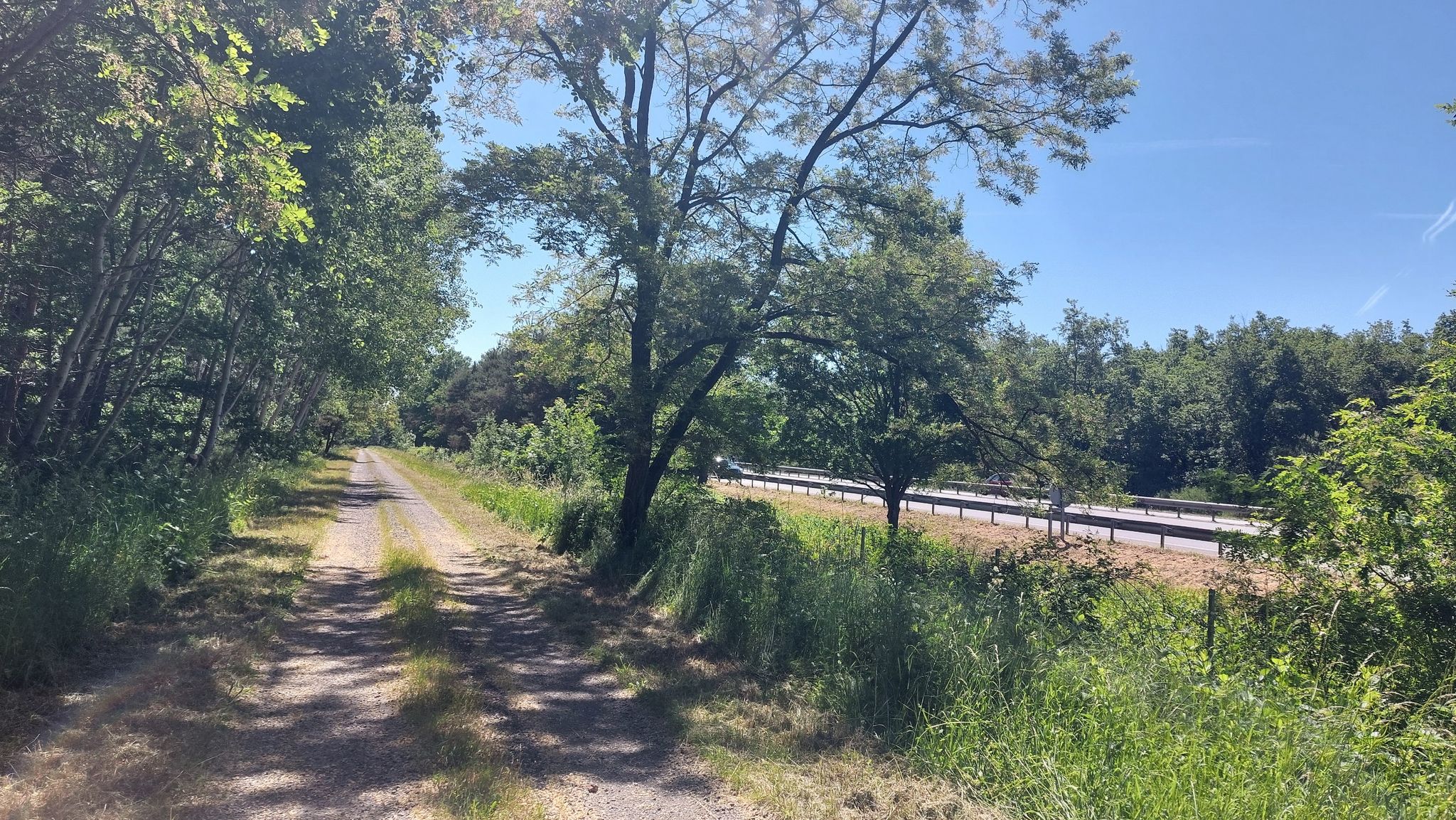 Entlang der A89