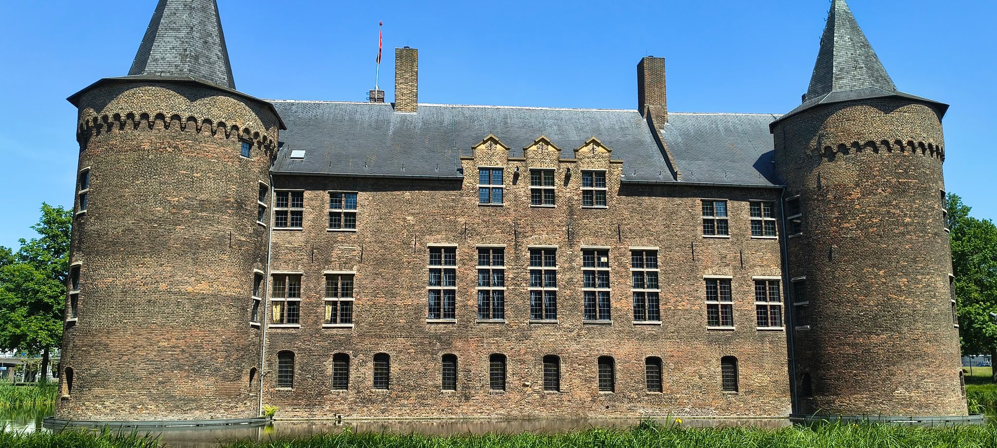 Zalencentrum kasteel Helmond. Nul ridderheroiek :(