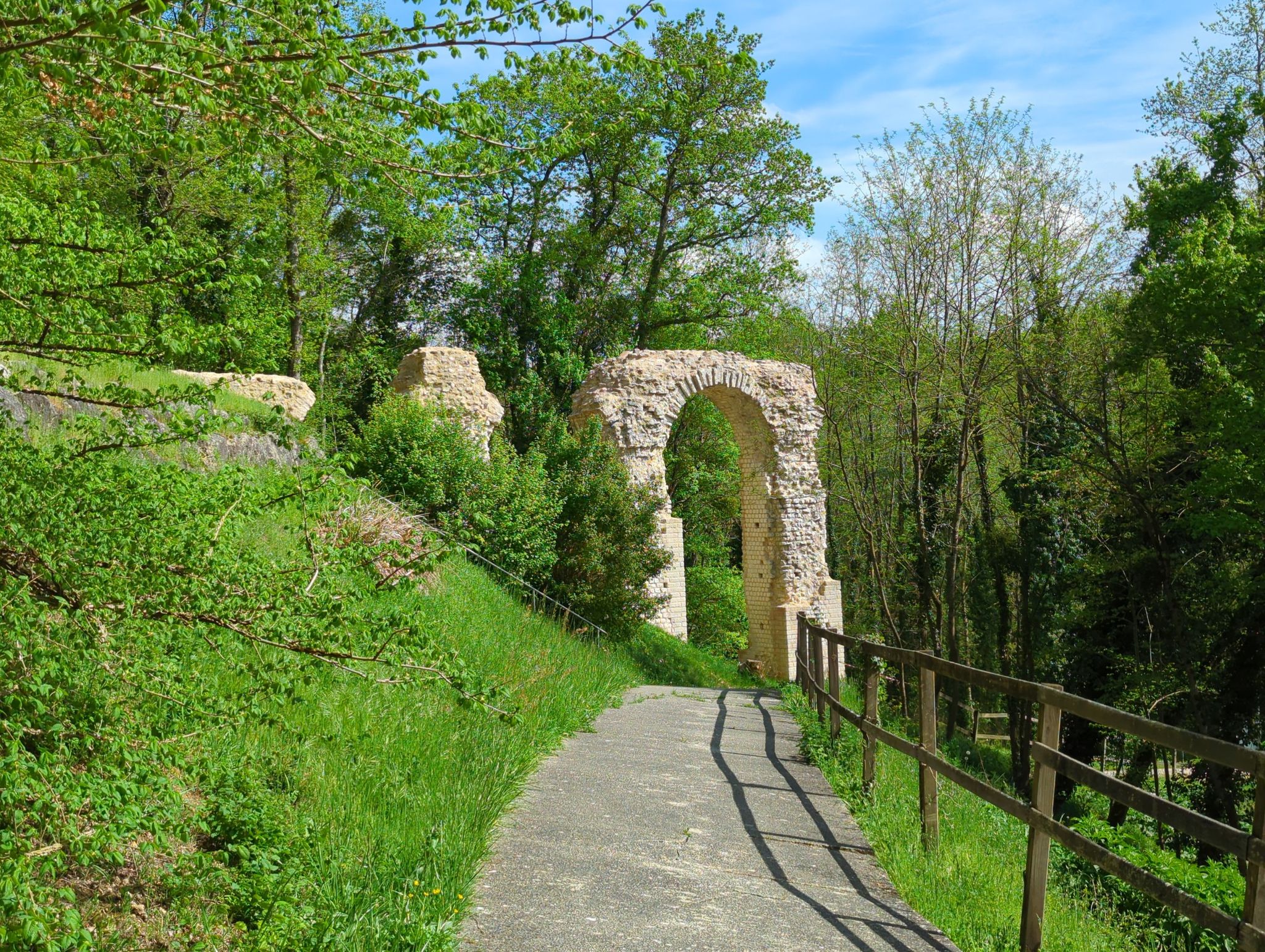 Aqueduc de Saintes