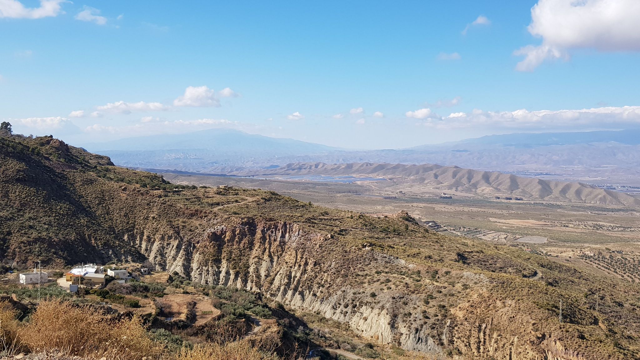 hinten Ausläufer der Sierra Nevada, davor die Wüste von Tabernas