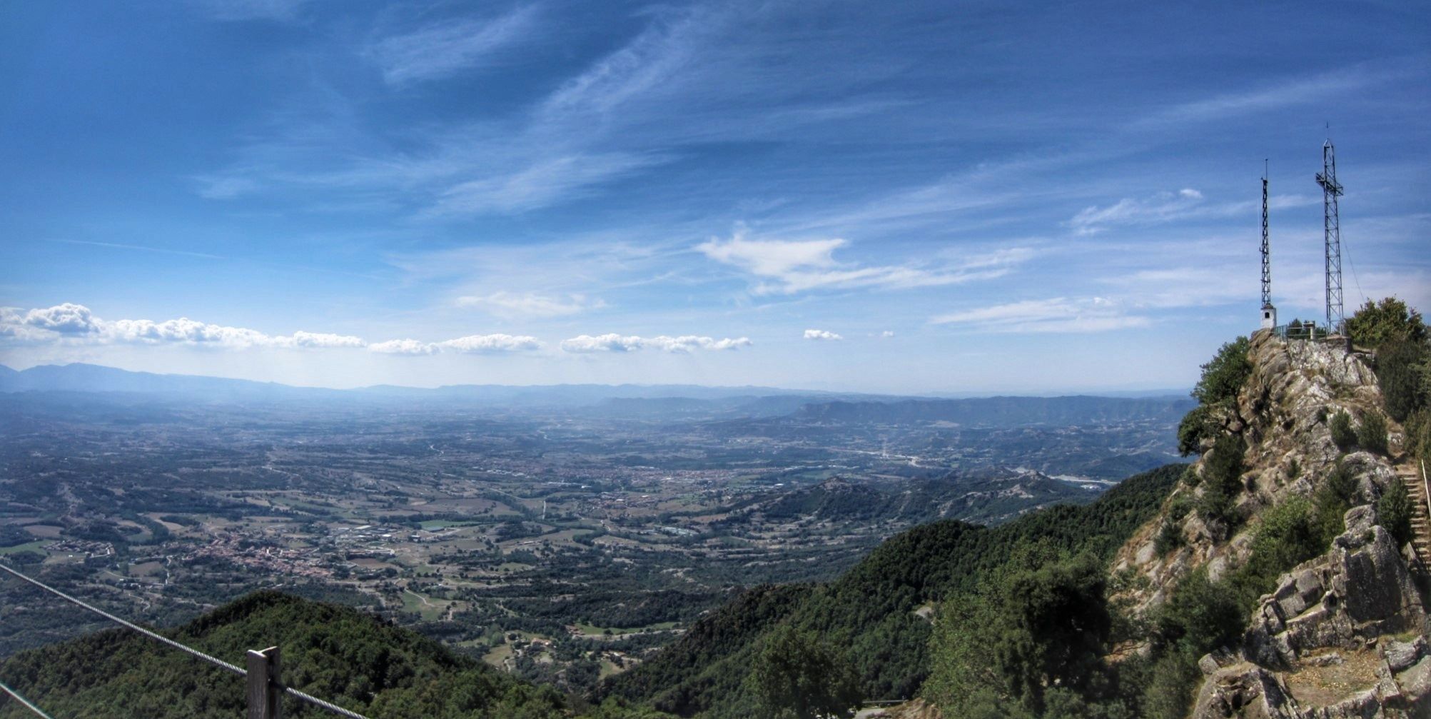 Panoràmica S-SO. des de la terrassa del Santuari