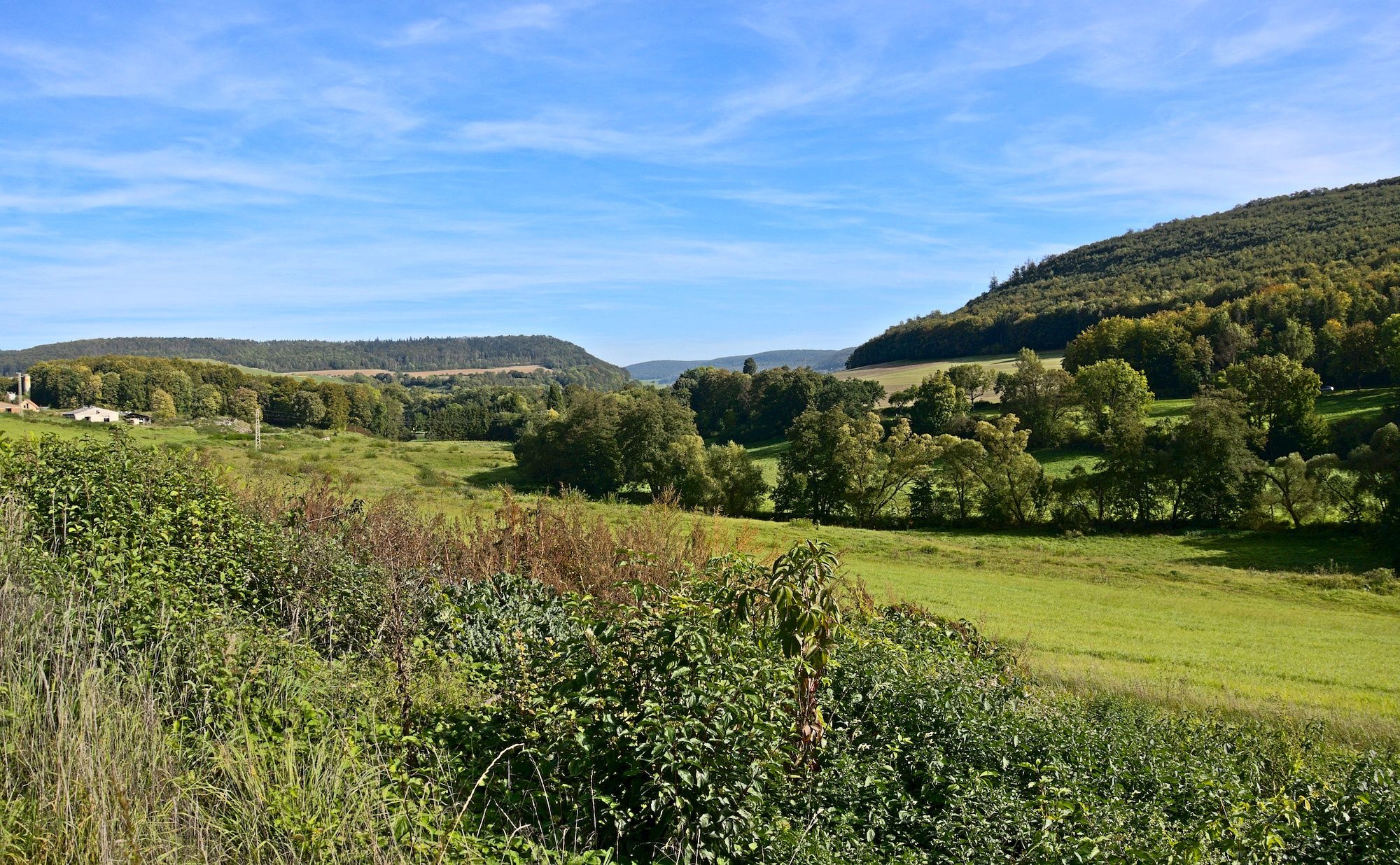 Blick zurück vom Sülzetal-Radweg ins Werratal