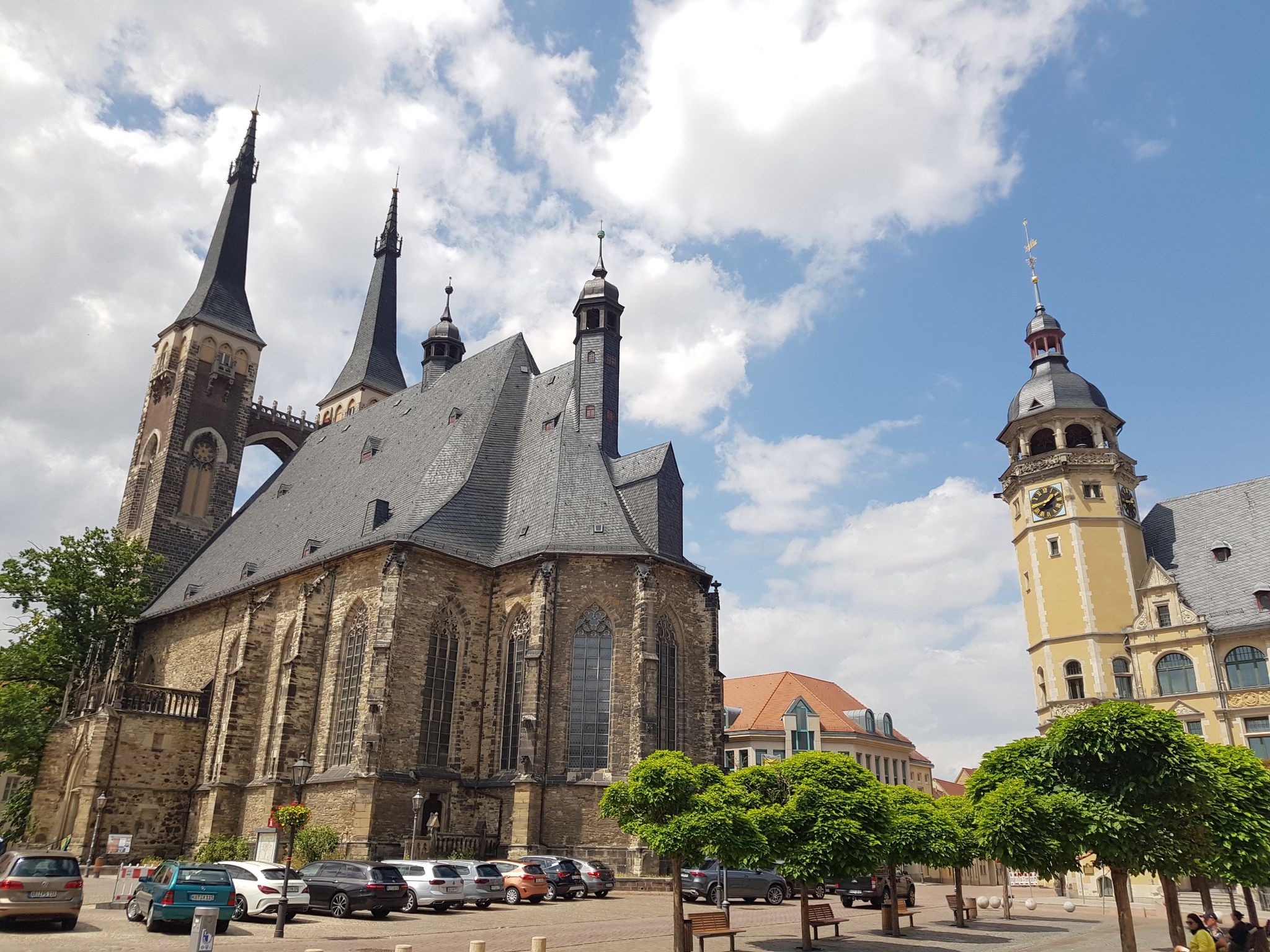 St Jacob und Rathaus Köthen