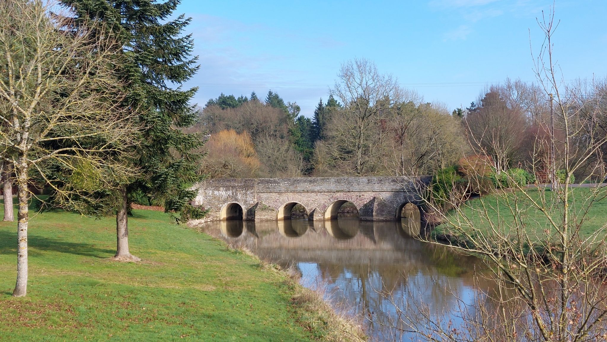 Le pont de LOYAT