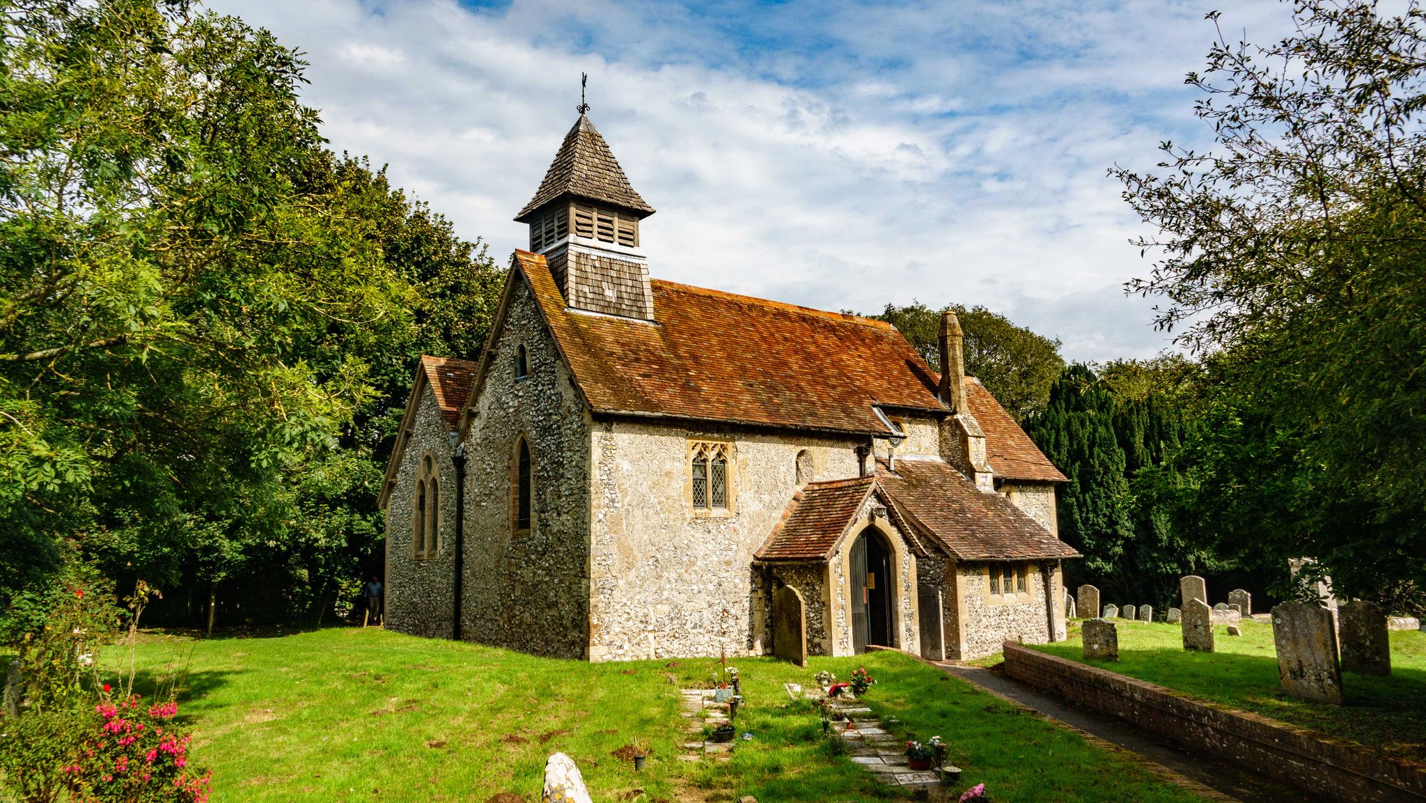 Whitfield church: St Peter