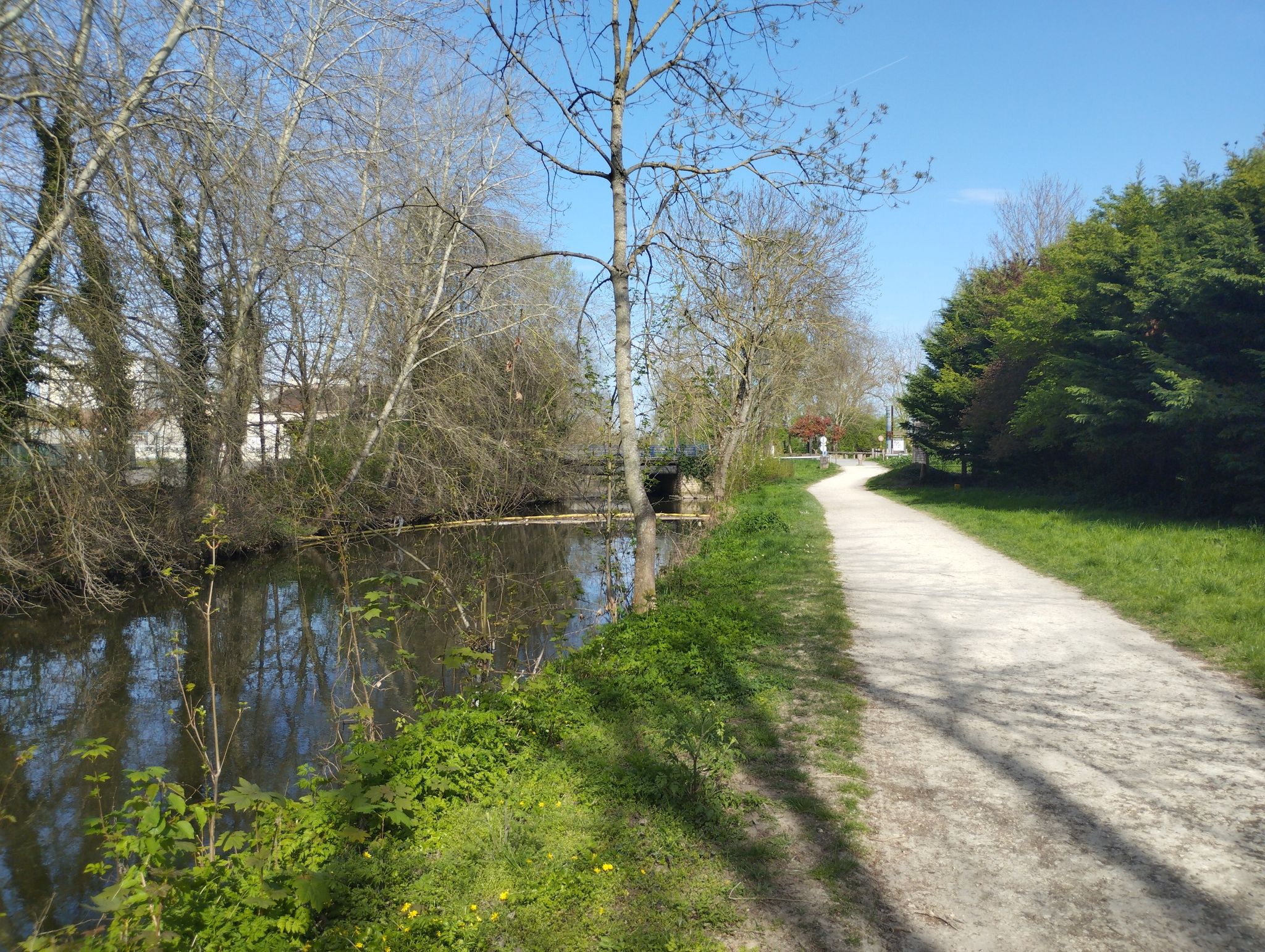 voilà à partir de là ce n'est plus que le chemin aménagé