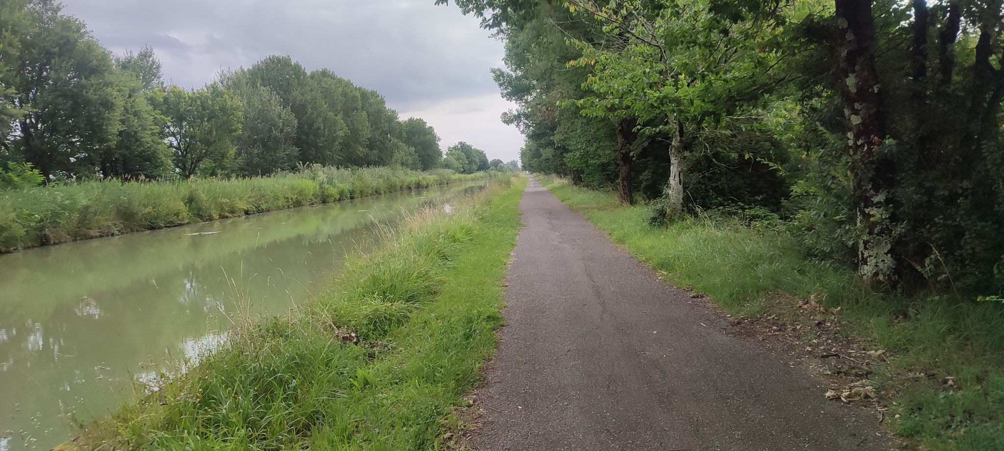 Kanalradweg V80, Canal Lateral de la Garonne