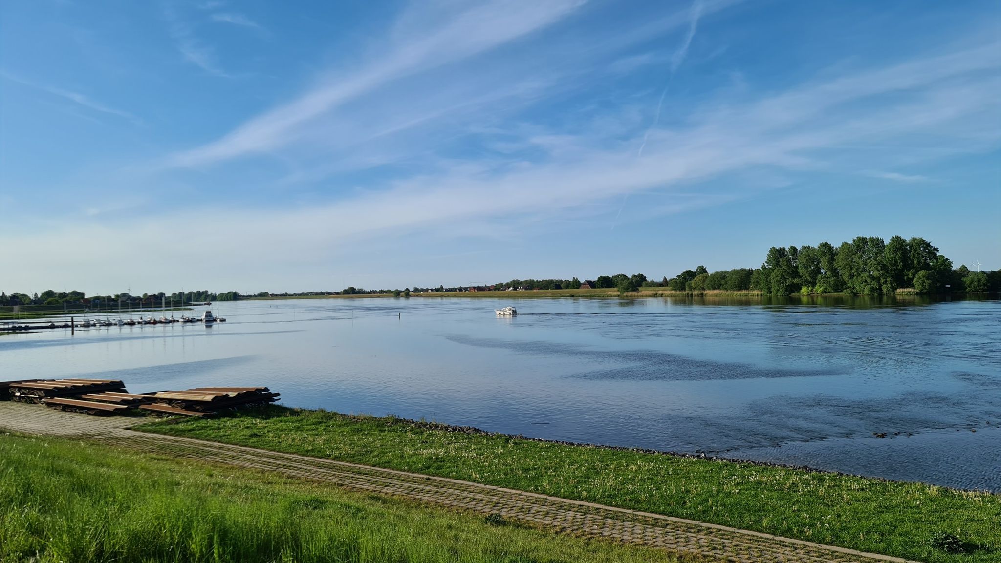 Abendstimmung an der Elbe
