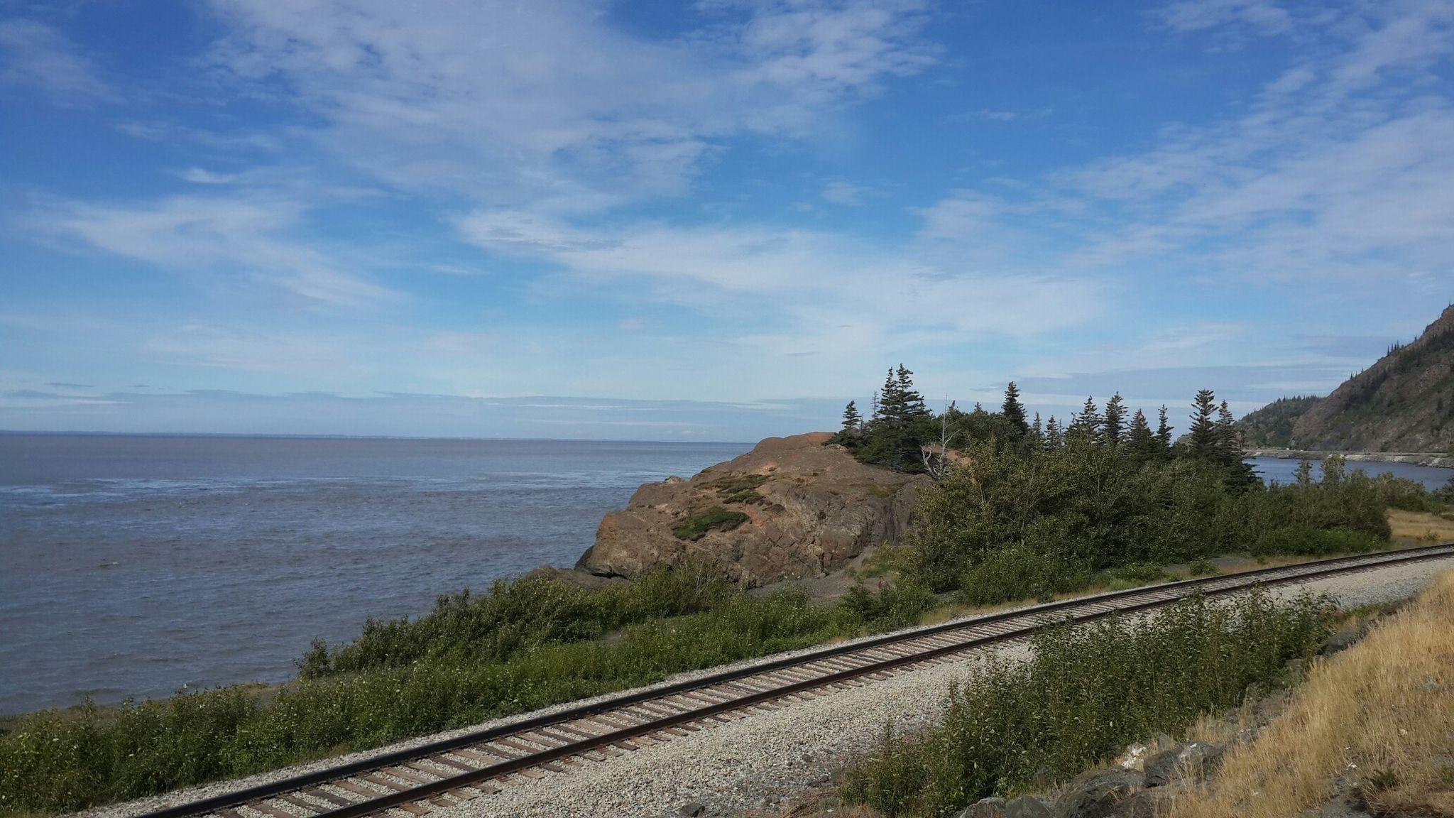 AK, Seward Hwy, Turnagain Arm, Beluga Point