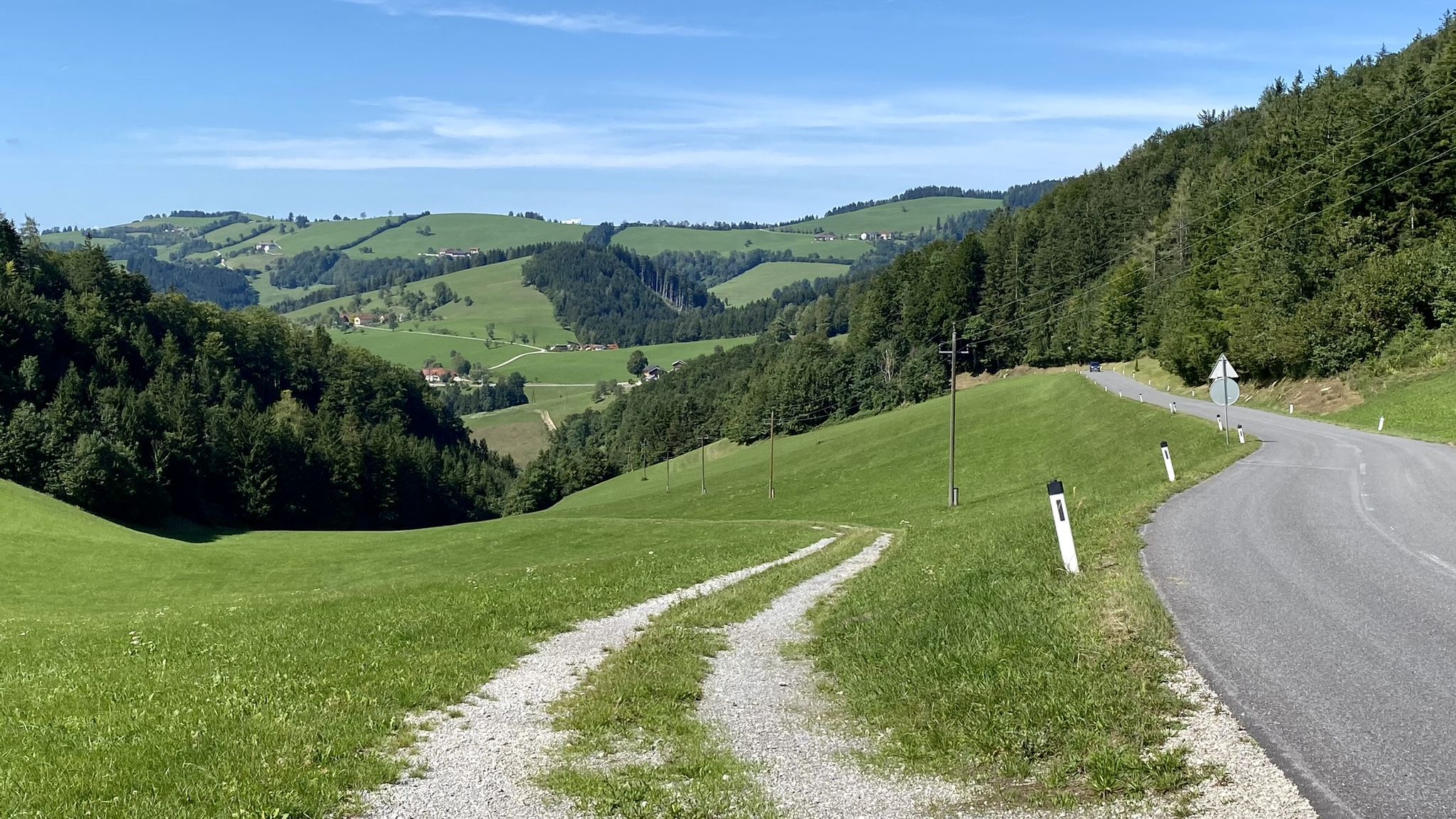 .. Geländeabschnitt - Blick Laussatal