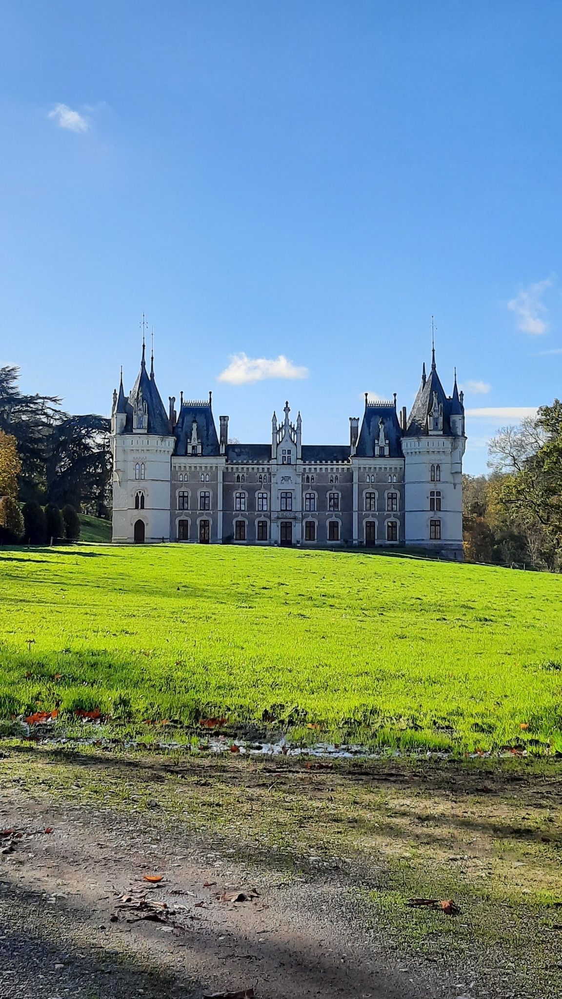 chateau de Chanzeaux